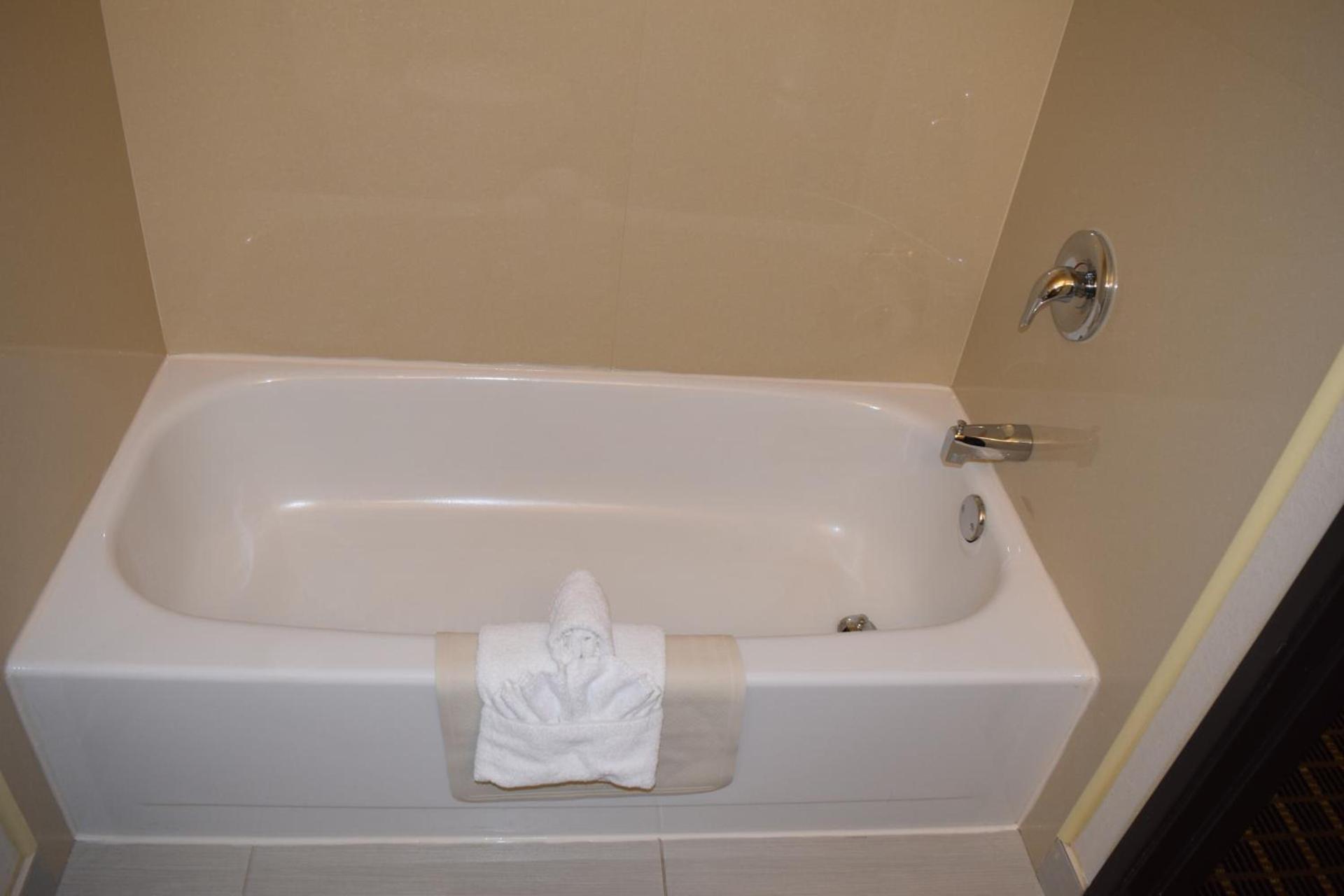 Four Points by Sheraton Rock Springs photo 22