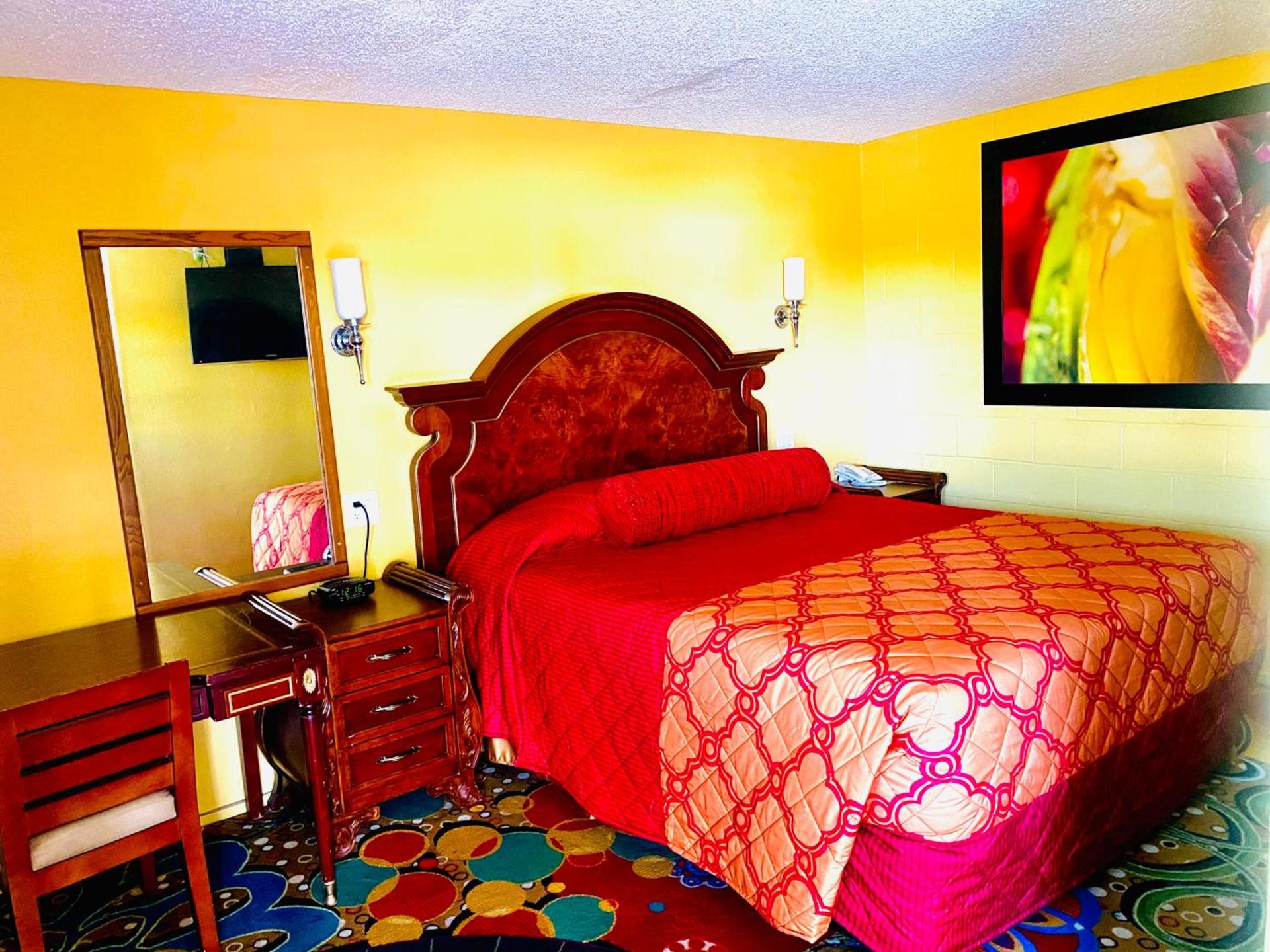 A Fisher's Inn Motel photo 35