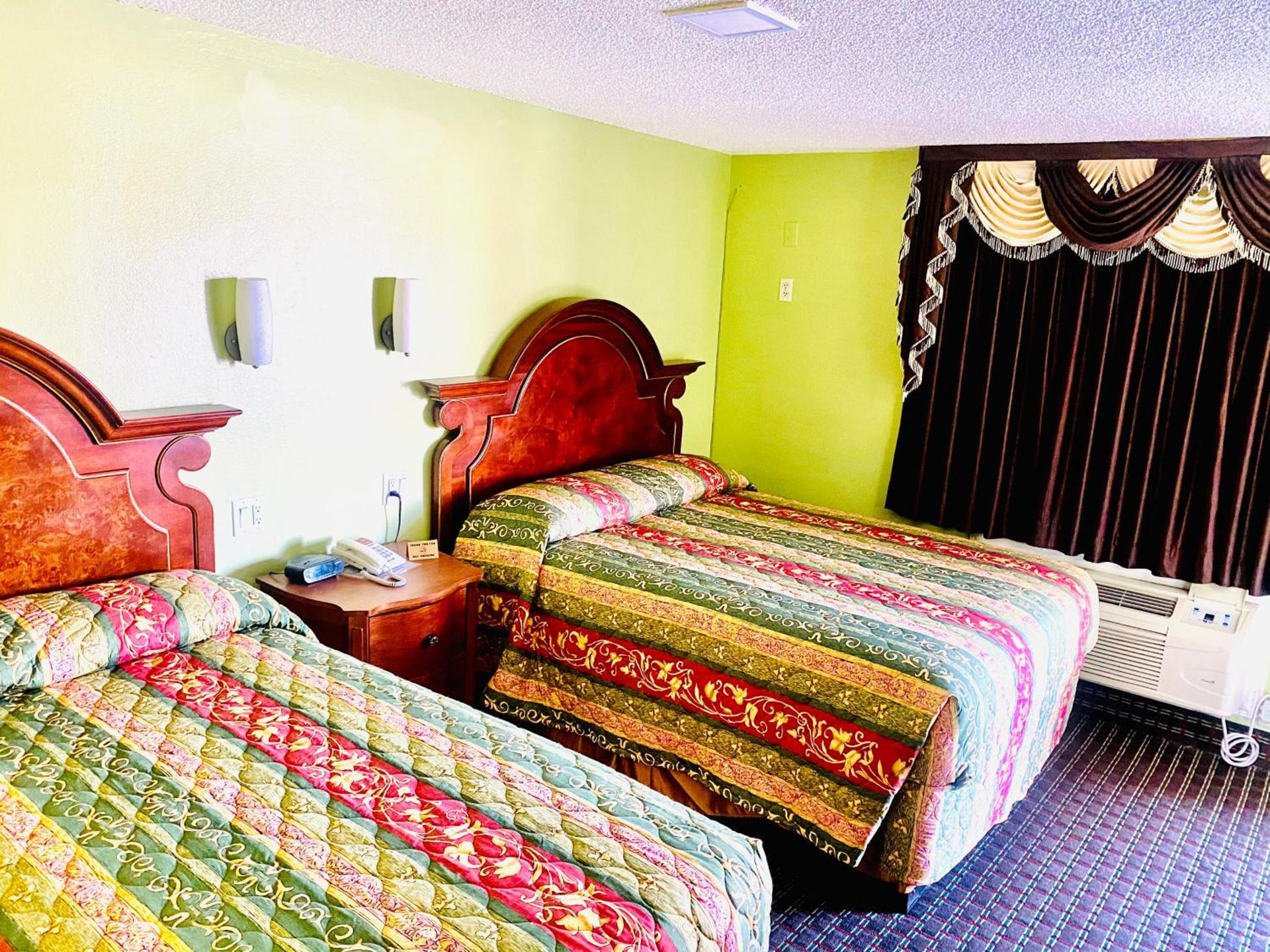 A Fisher's Inn Motel photo 10