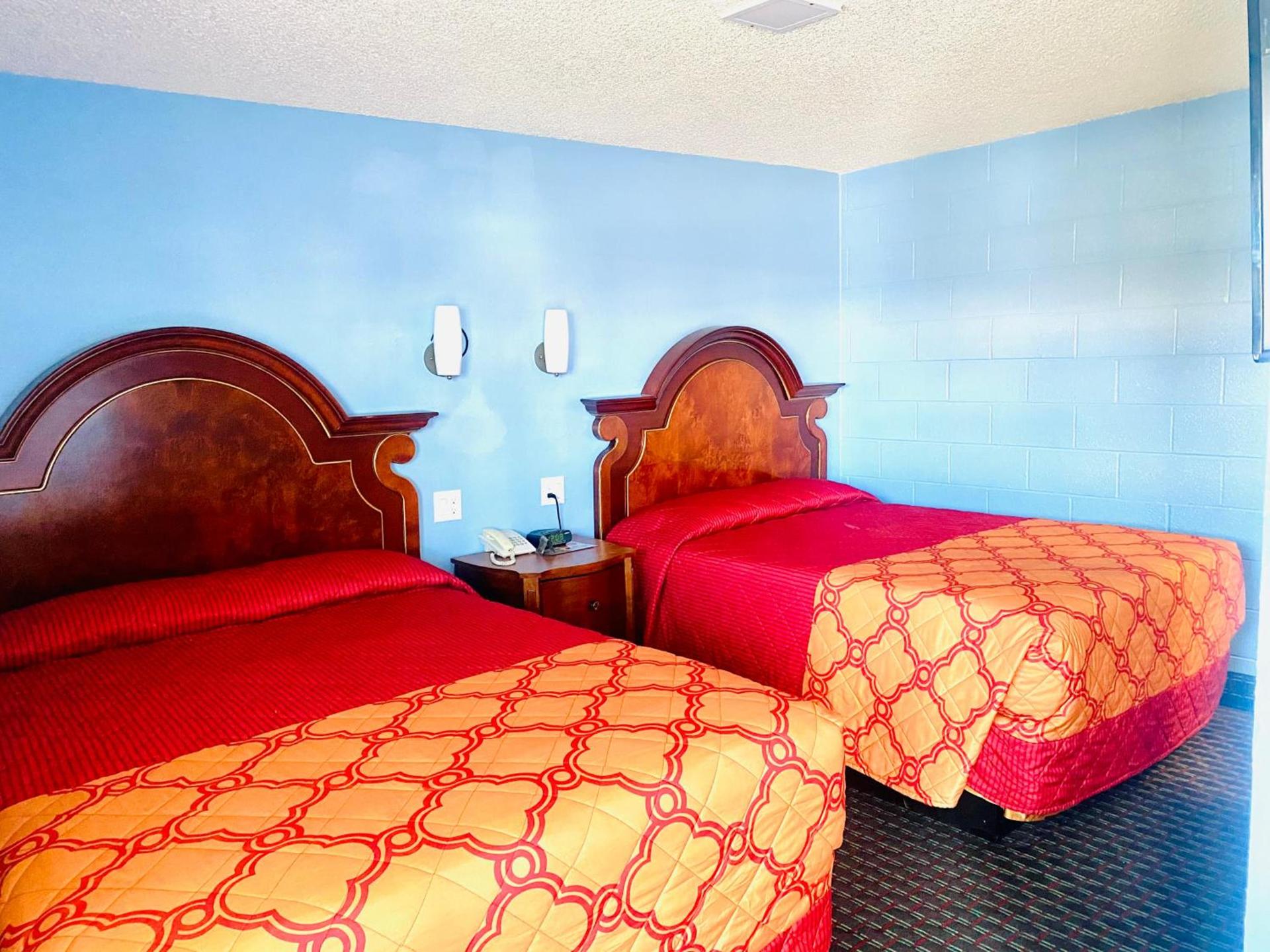 A Fisher's Inn Motel photo 29