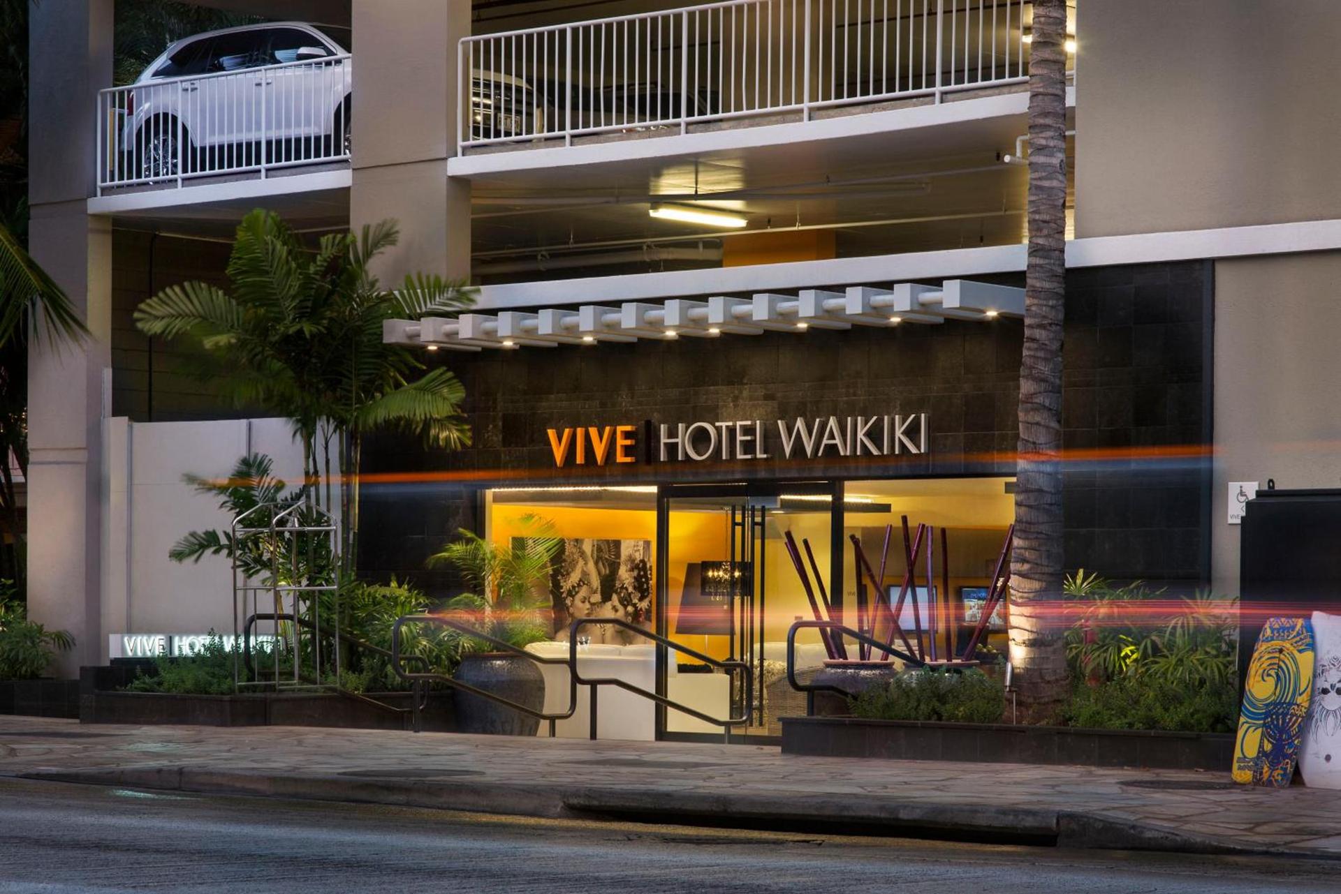 VIVE Hotel Waikiki photo 2