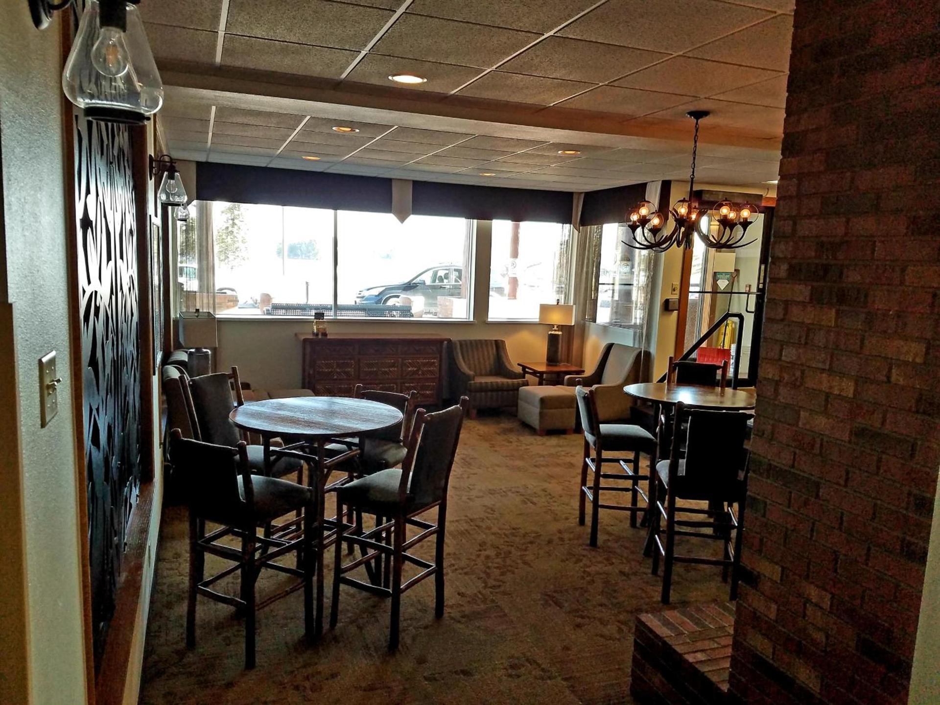 Best Western Plus Concord Inn photo 67