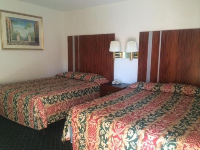 Riverside Inn & Suites photo 10