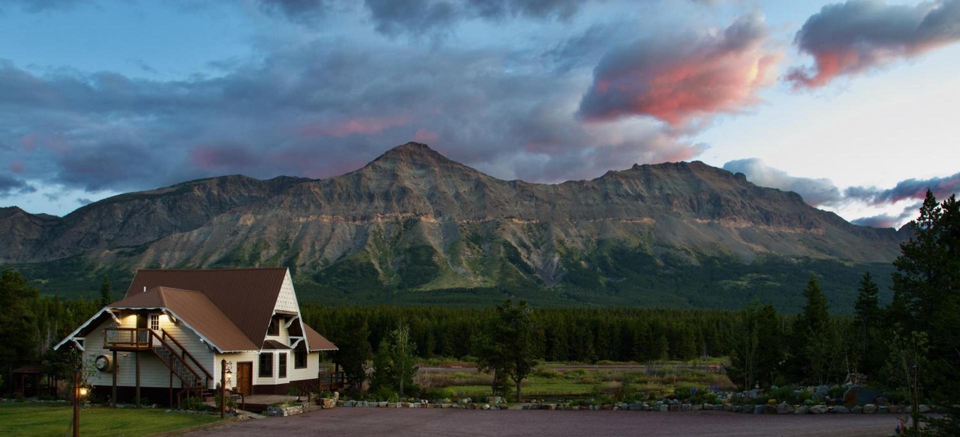 Summit Mountain Lodge and Steakhouse photo 16