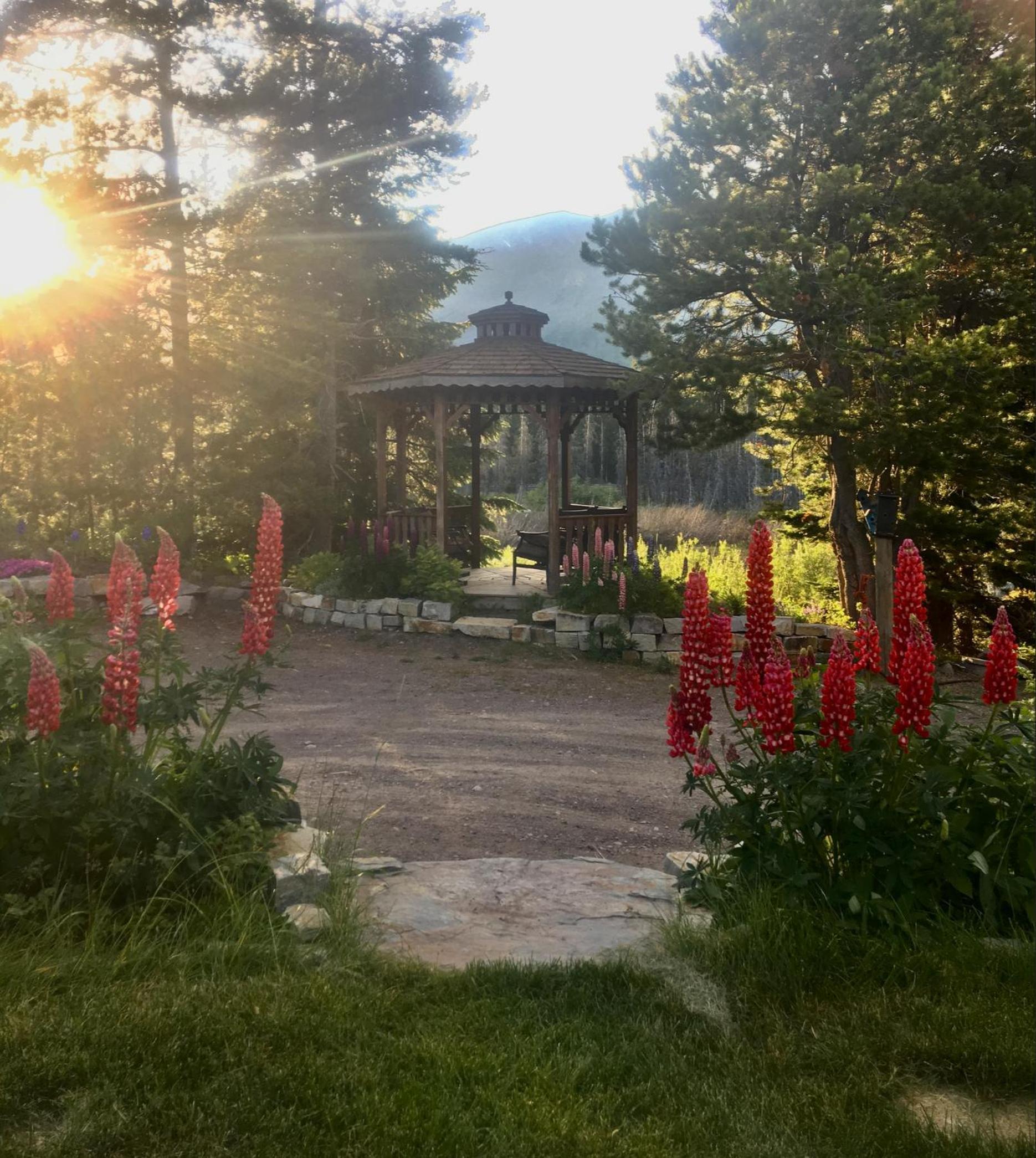 Summit Mountain Lodge and Steakhouse photo 21