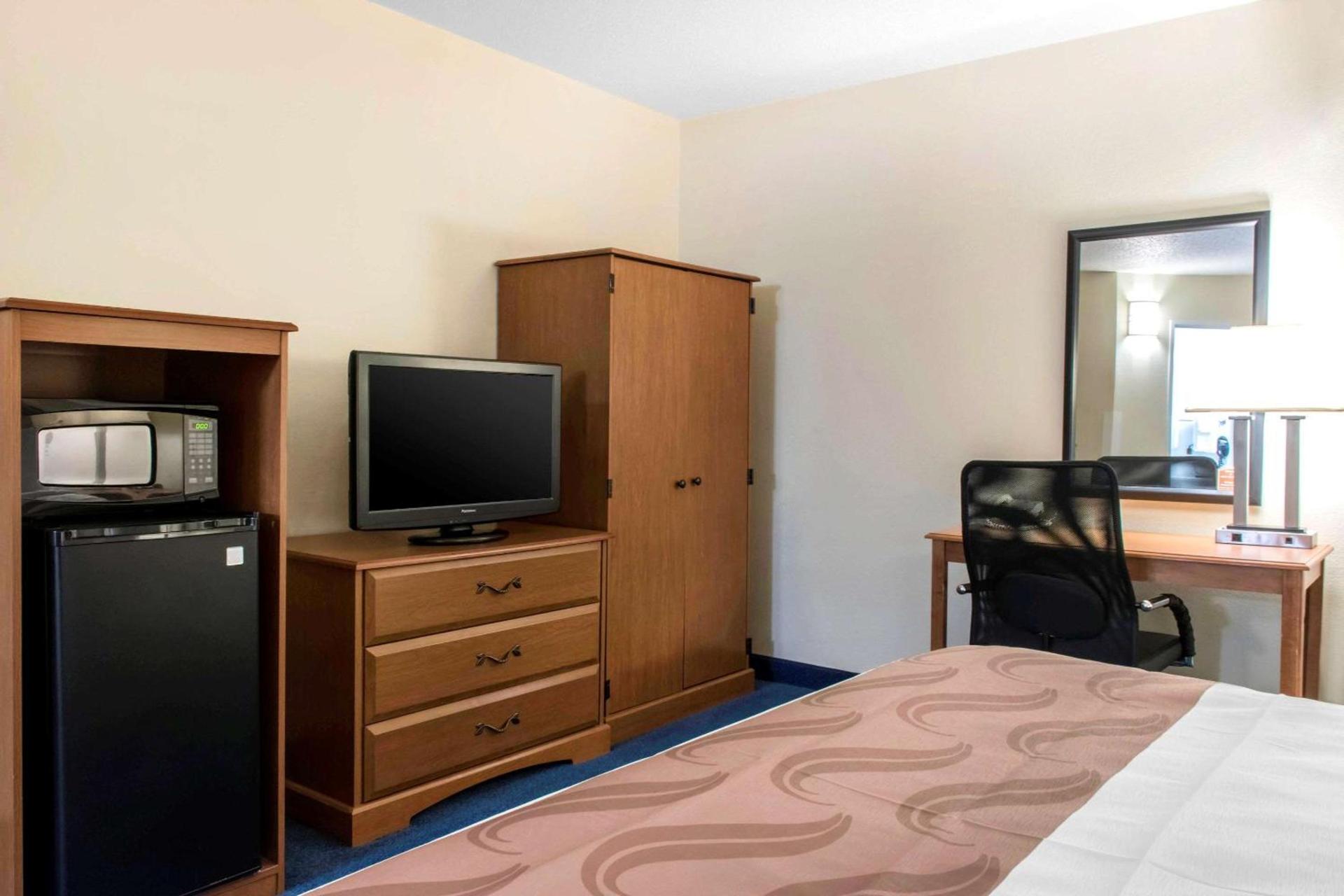 Days Inn by Wyndham Penn State photo 34