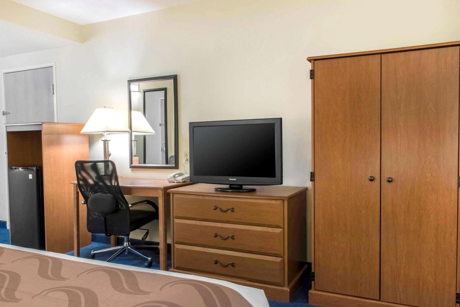 Days Inn by Wyndham Penn State photo 37