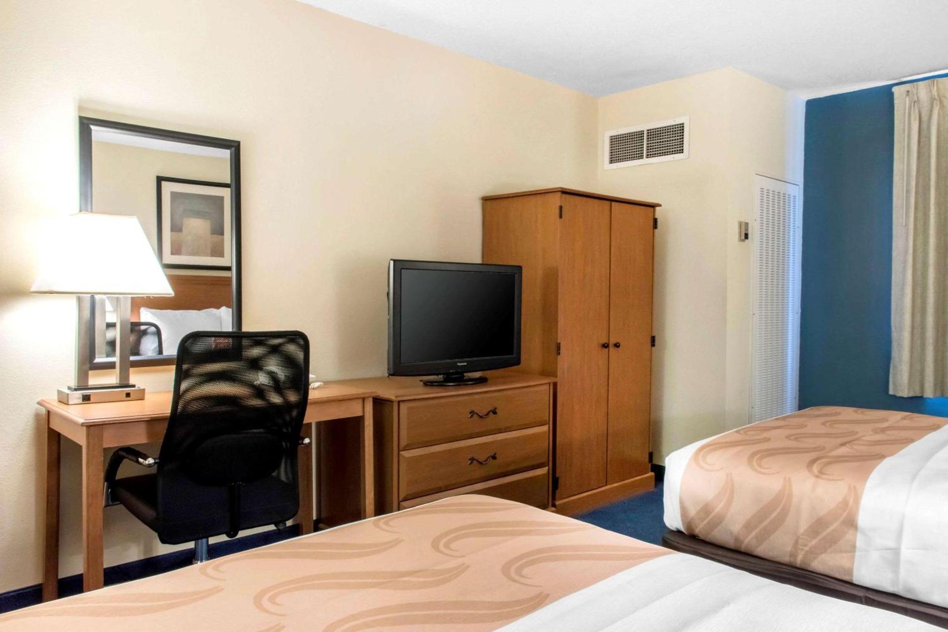Days Inn by Wyndham Penn State photo 25