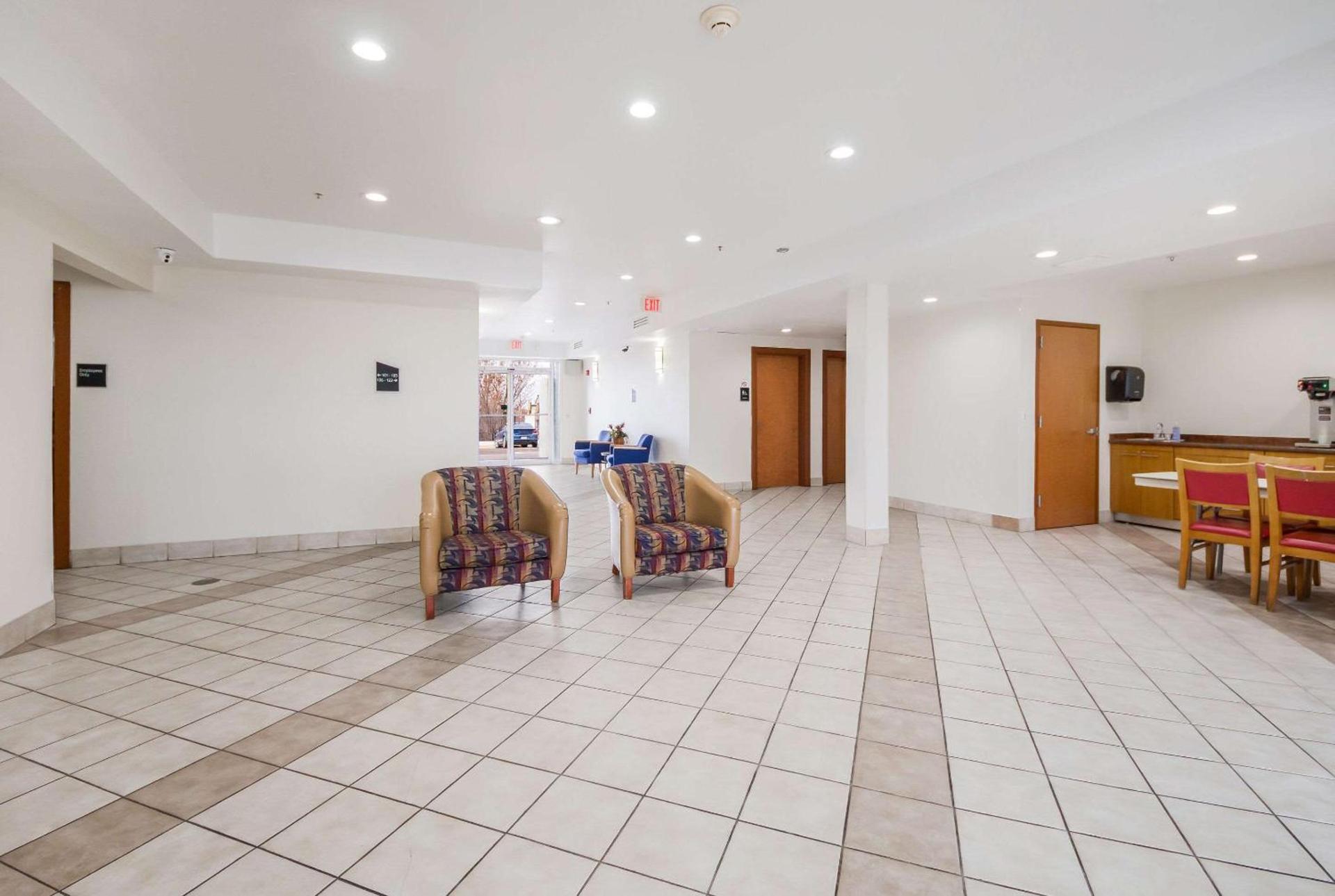 Quality Inn Laredo - Nuevo Laredo photo 6