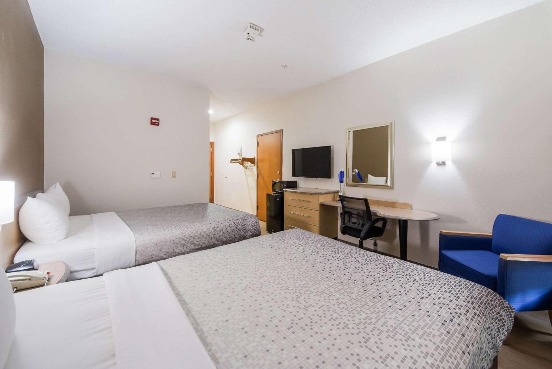 Quality Inn Laredo - Nuevo Laredo photo 10