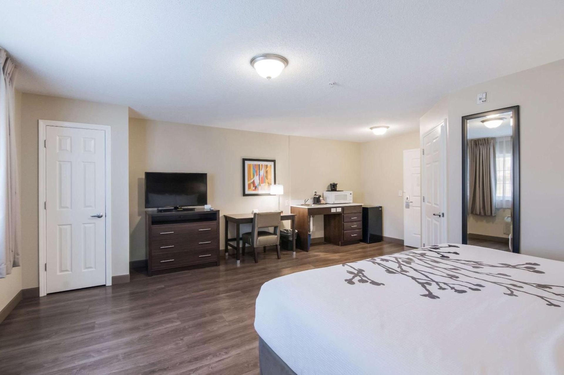 Sleep Inn & Suites Columbus near Fort Benning photo 9
