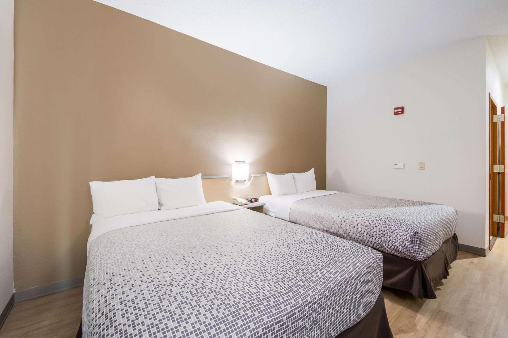 Quality Inn Laredo - Nuevo Laredo photo 11