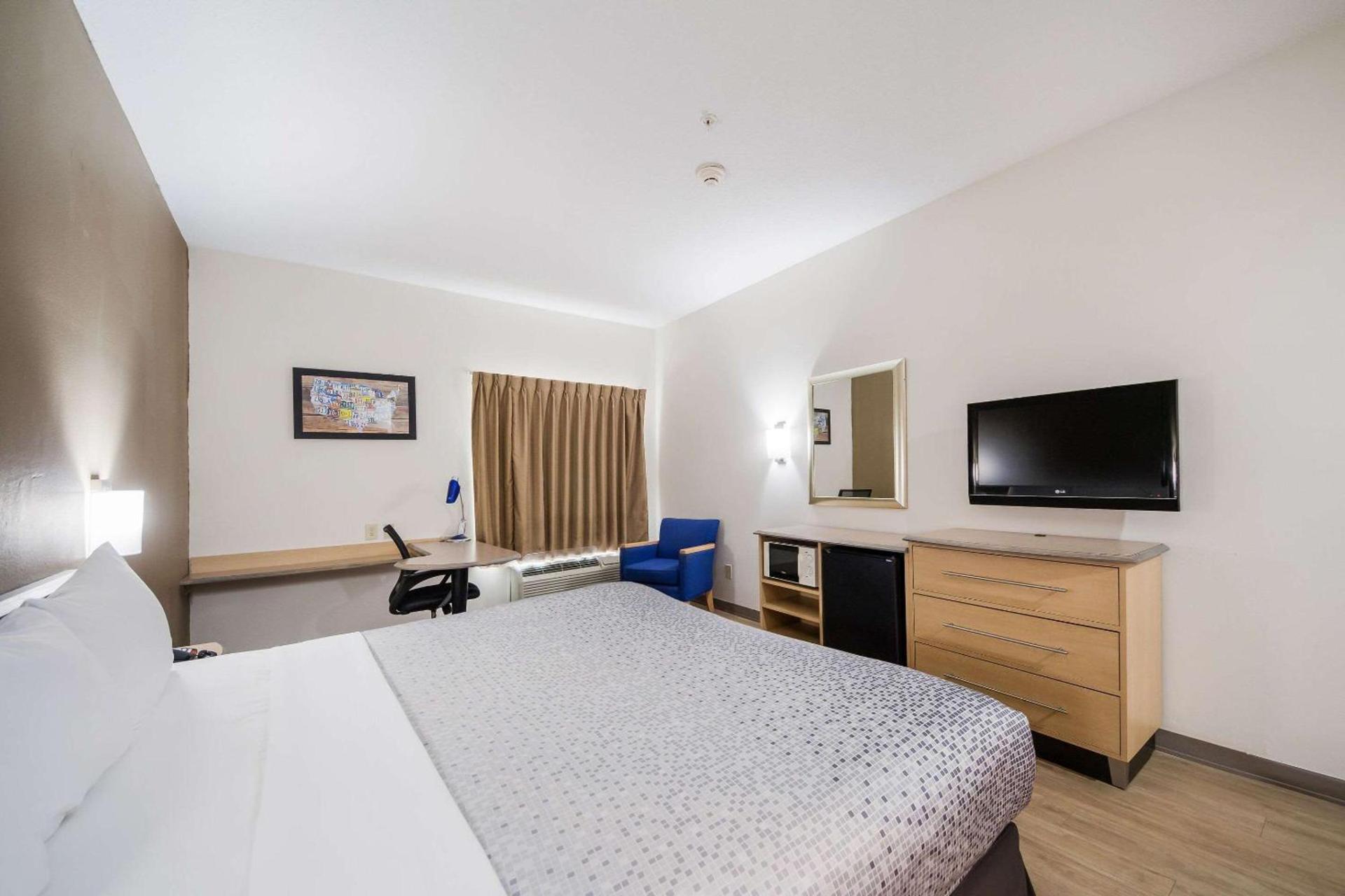 Quality Inn Laredo - Nuevo Laredo photo 14