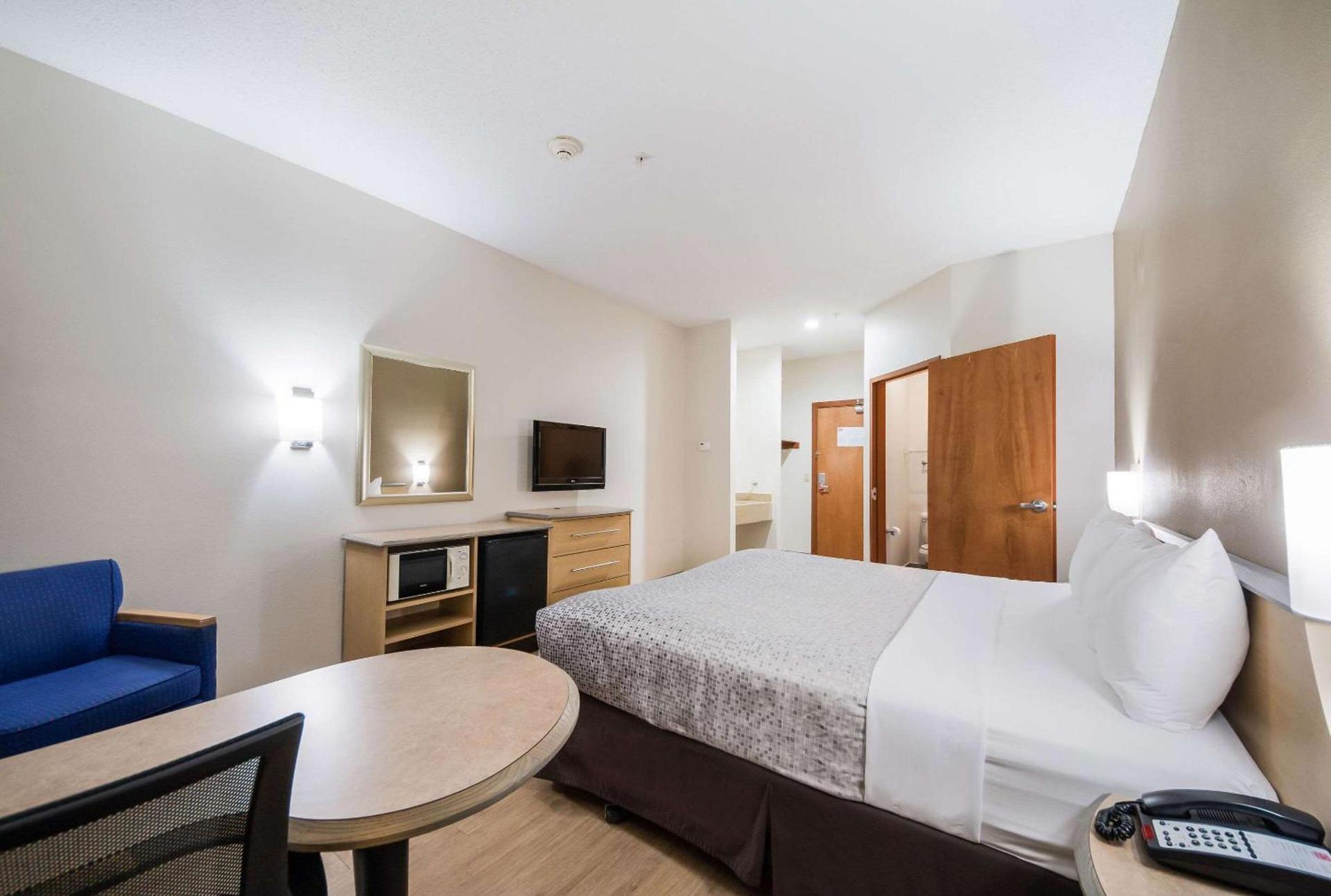 Quality Inn Laredo - Nuevo Laredo photo 15