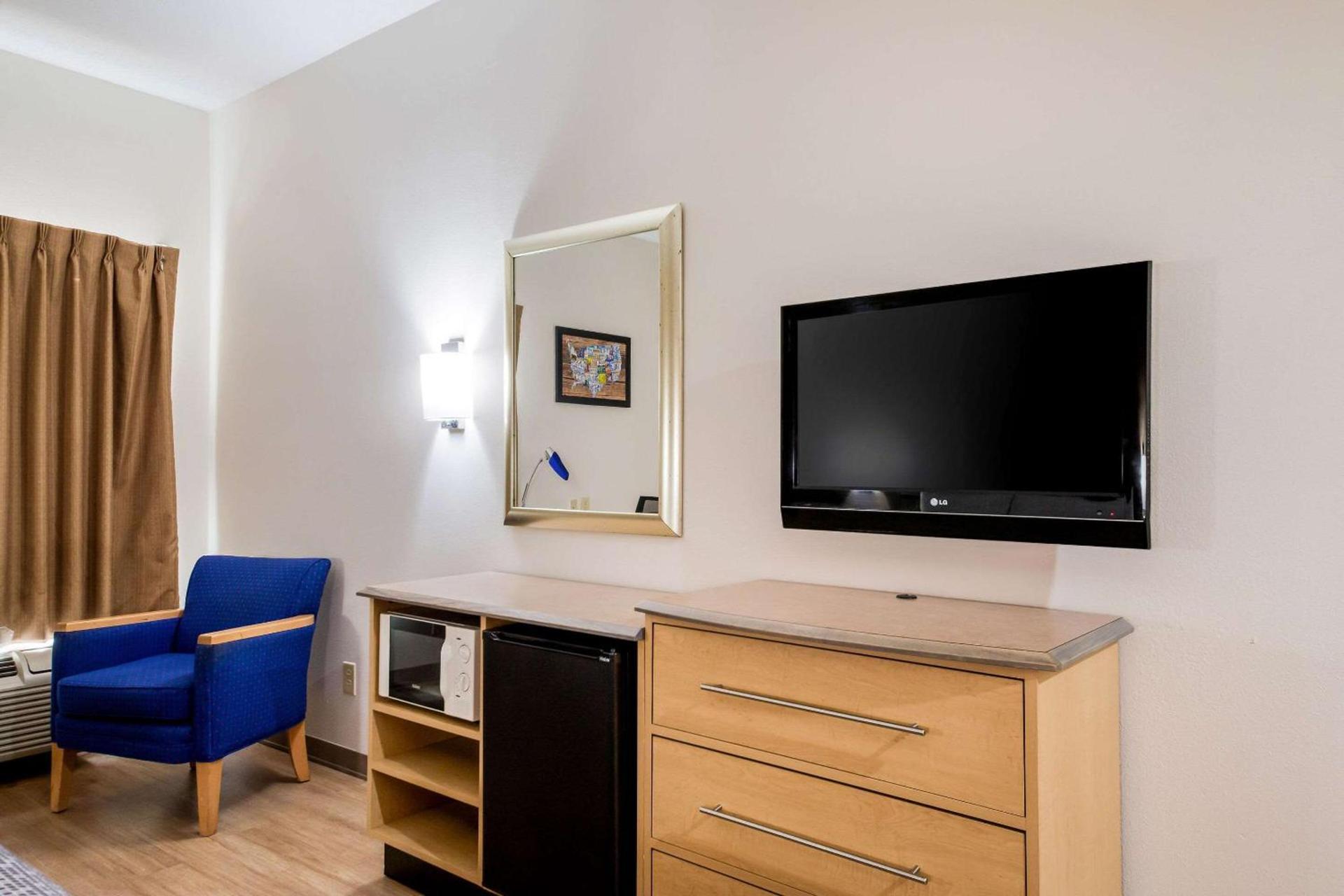 Quality Inn Laredo - Nuevo Laredo photo 16