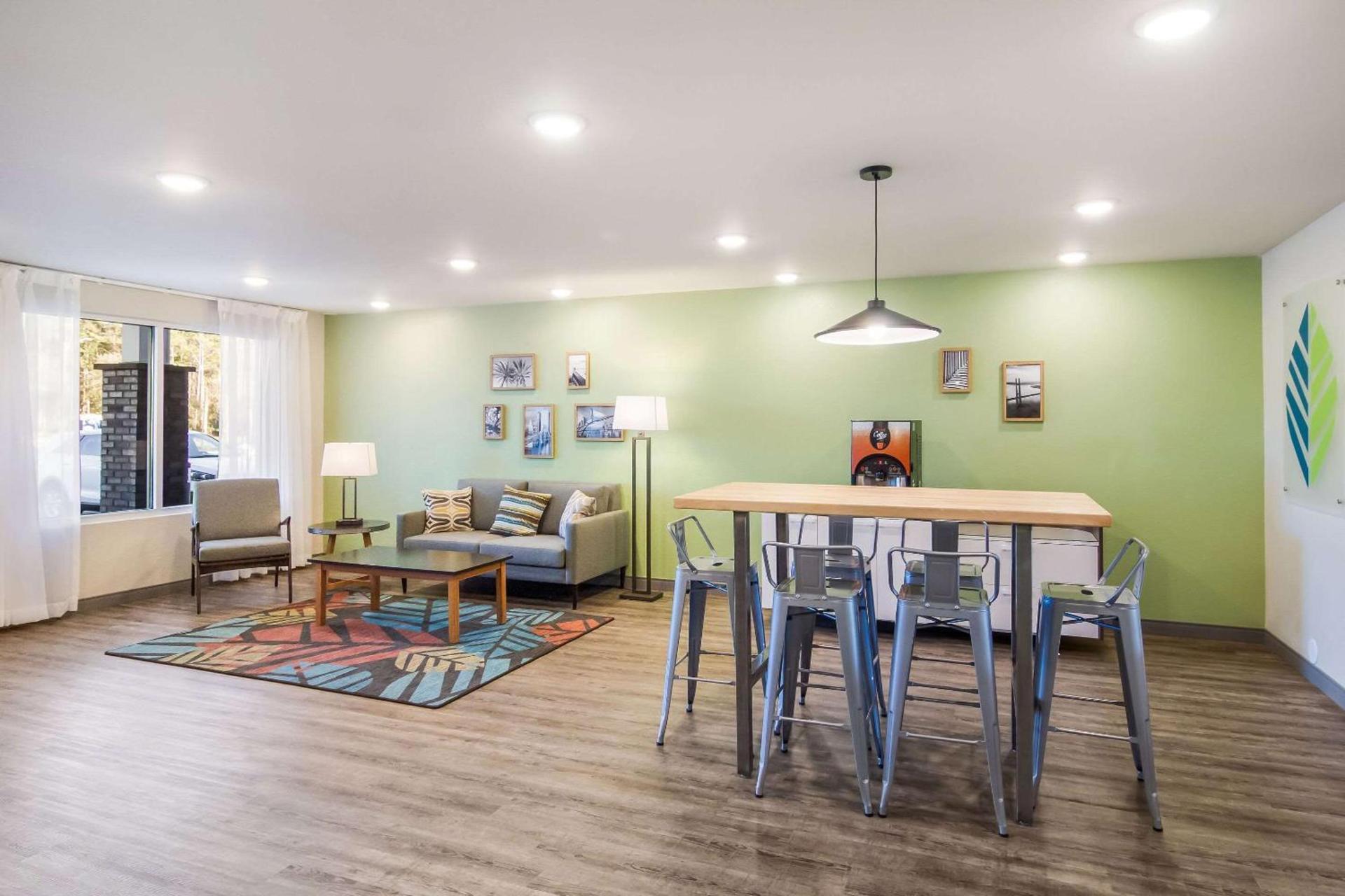WoodSpring Suites Jacksonville Baymeadows photo 5