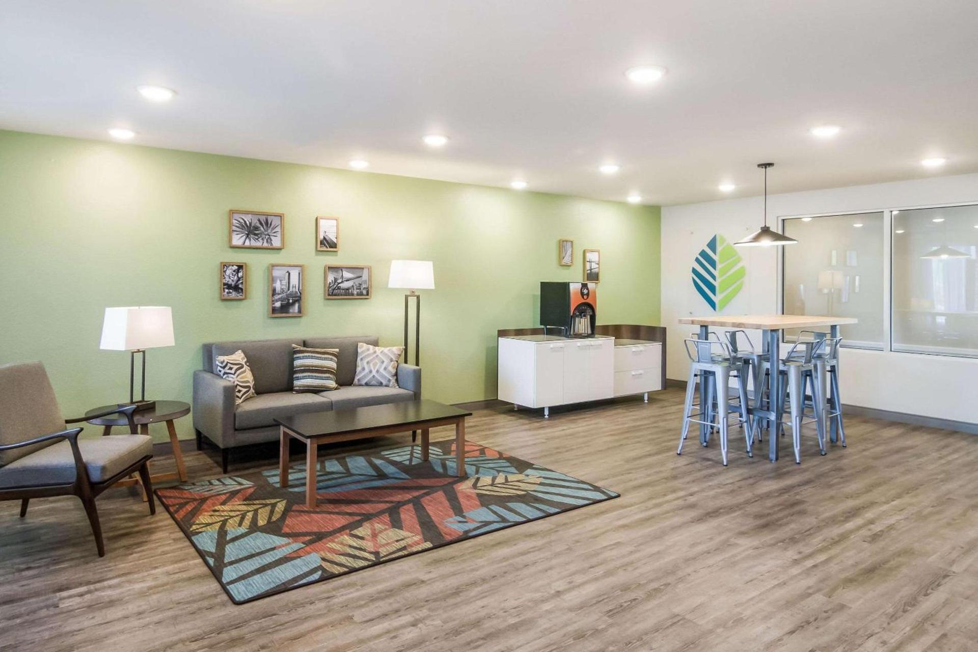 WoodSpring Suites Jacksonville Baymeadows photo 3
