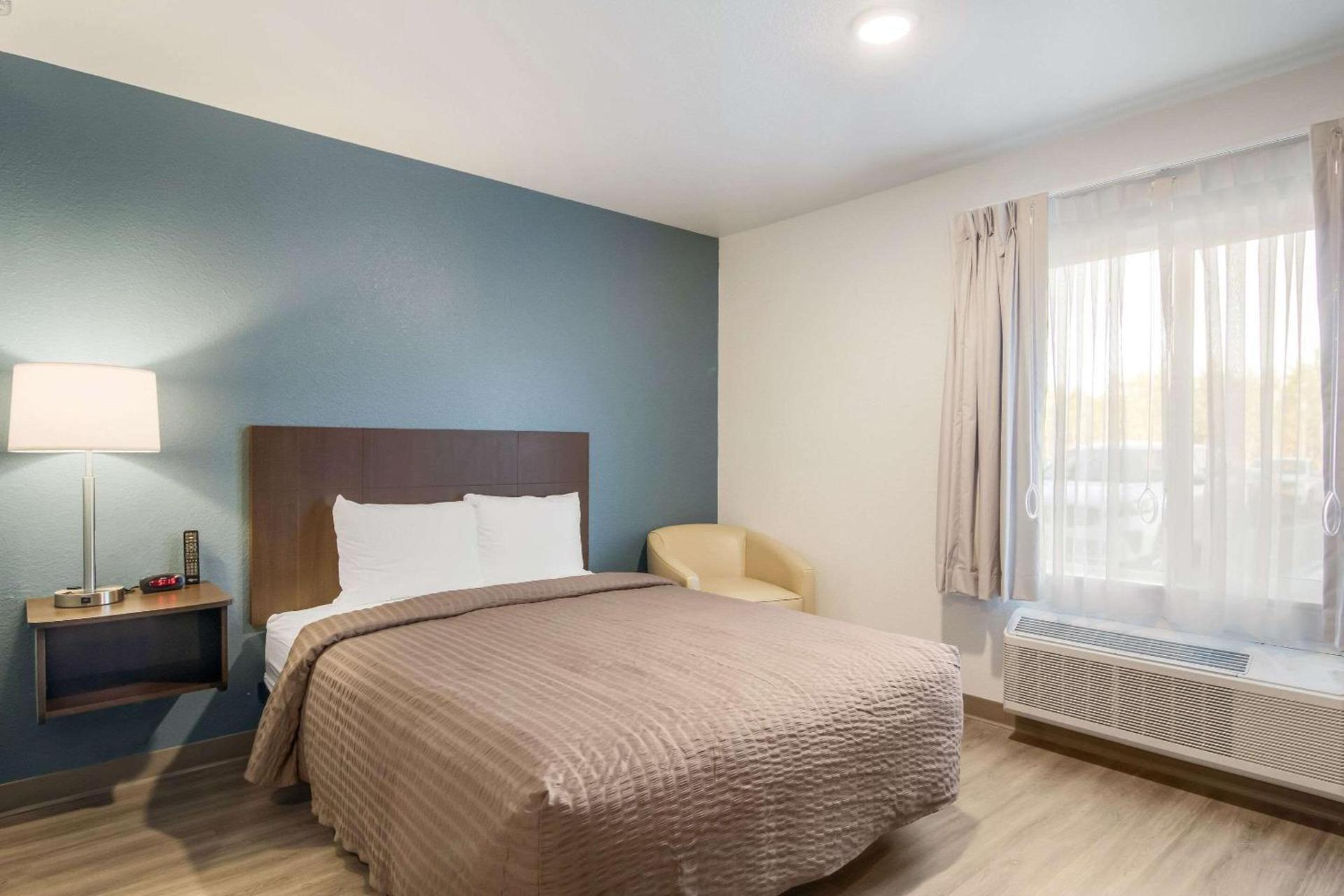 WoodSpring Suites Jacksonville Baymeadows photo 6