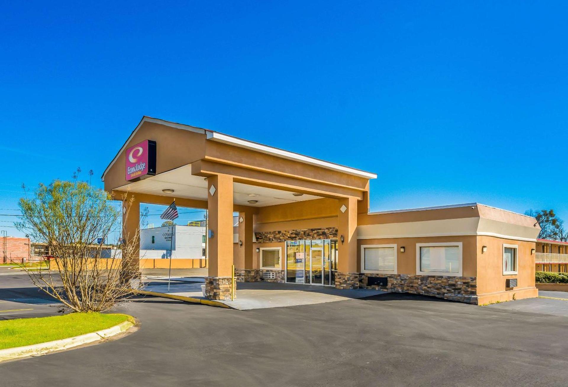 Econo Lodge Inn & Suites Macon West photo 3