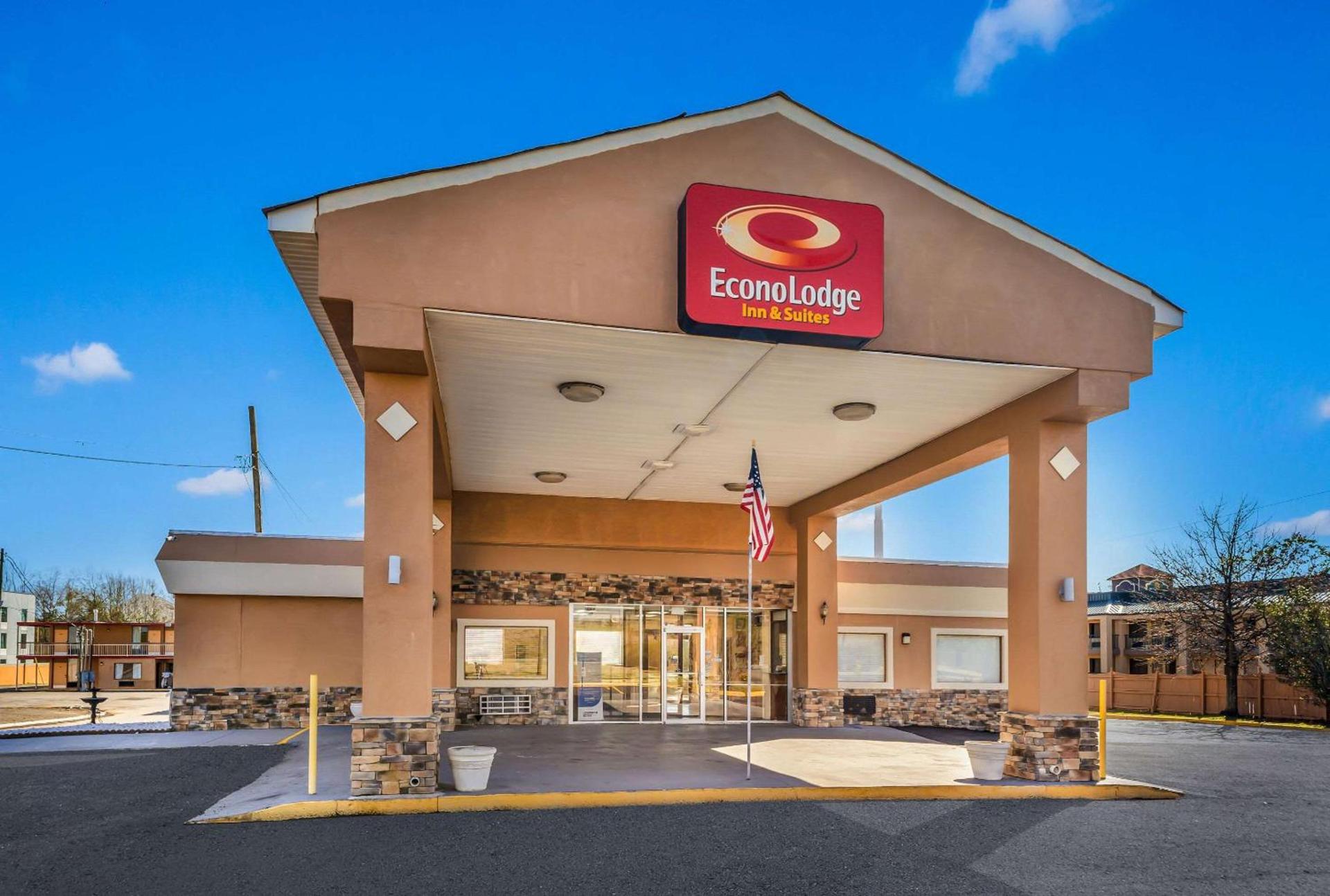 Econo Lodge Inn & Suites Macon West photo 5