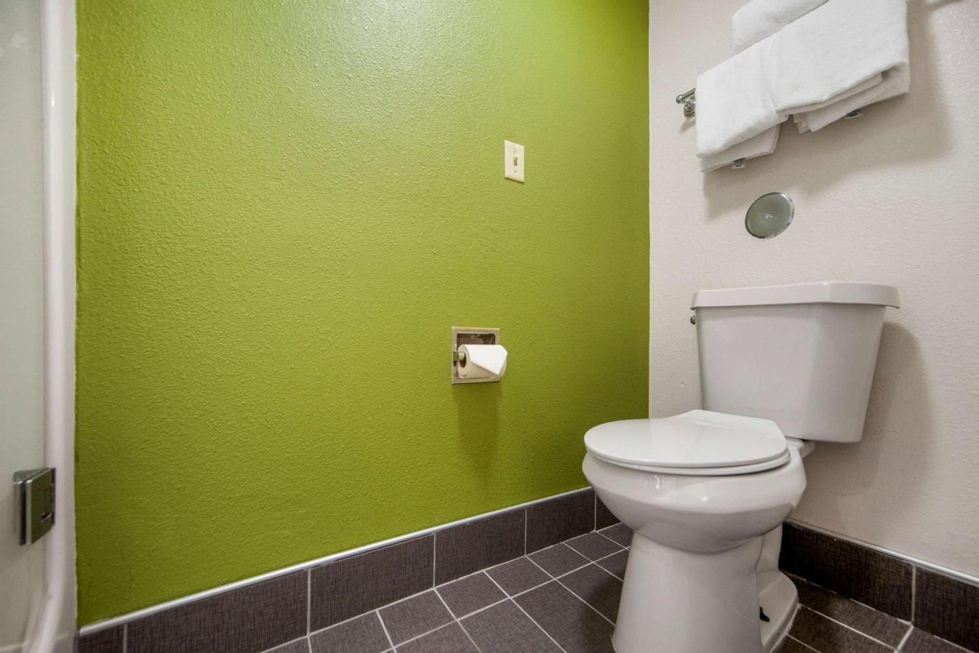 Sleep Inn & Suites Omaha Airport photo 16