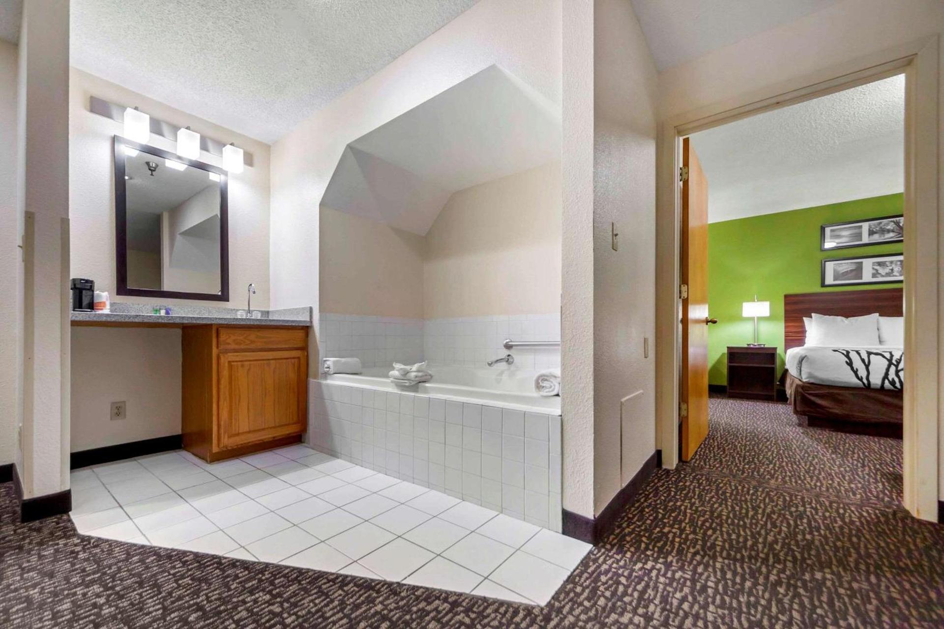 Sleep Inn & Suites Omaha Airport photo 22