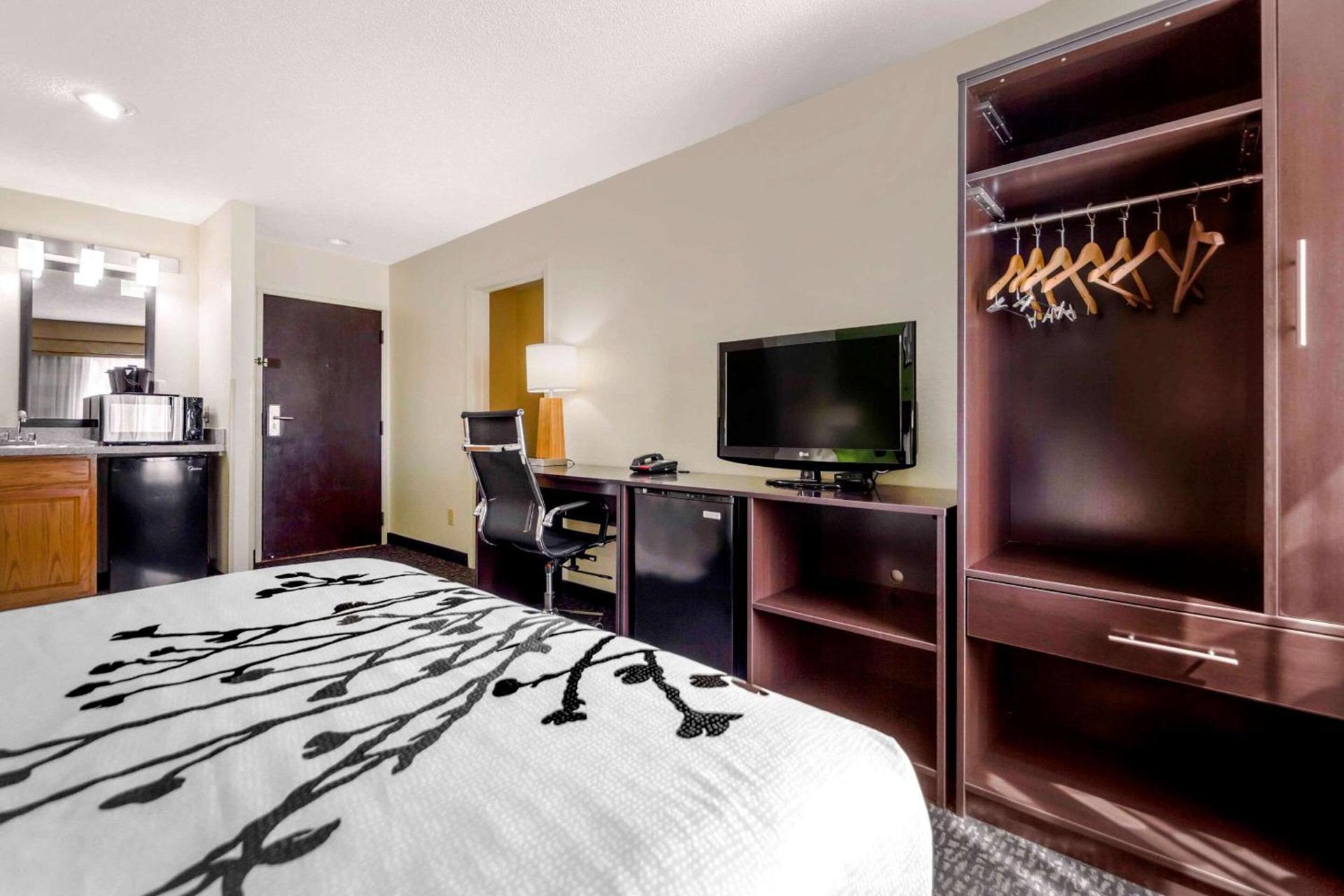 Sleep Inn & Suites Omaha Airport photo 24