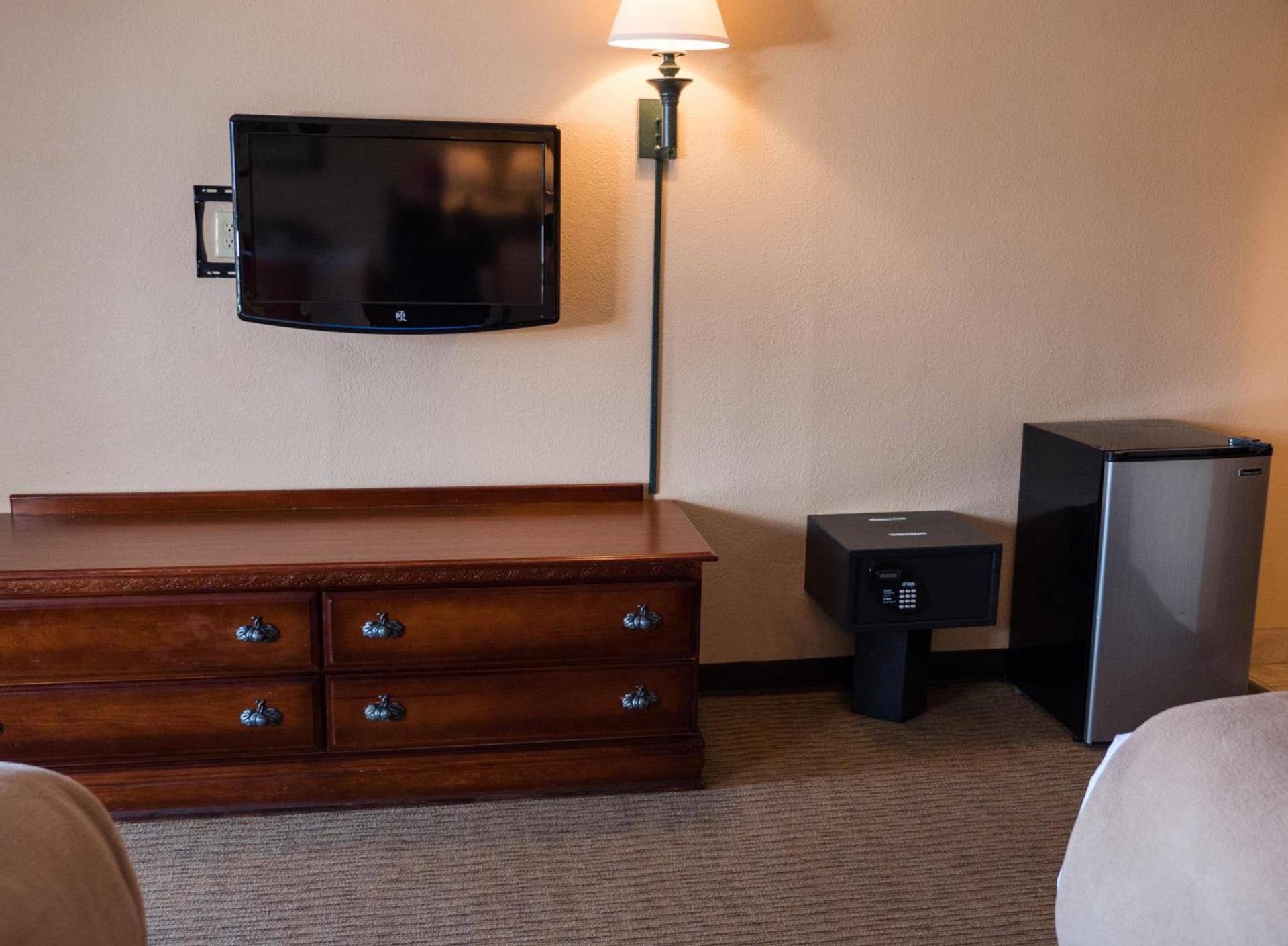 Wild Bear Inn photo 16
