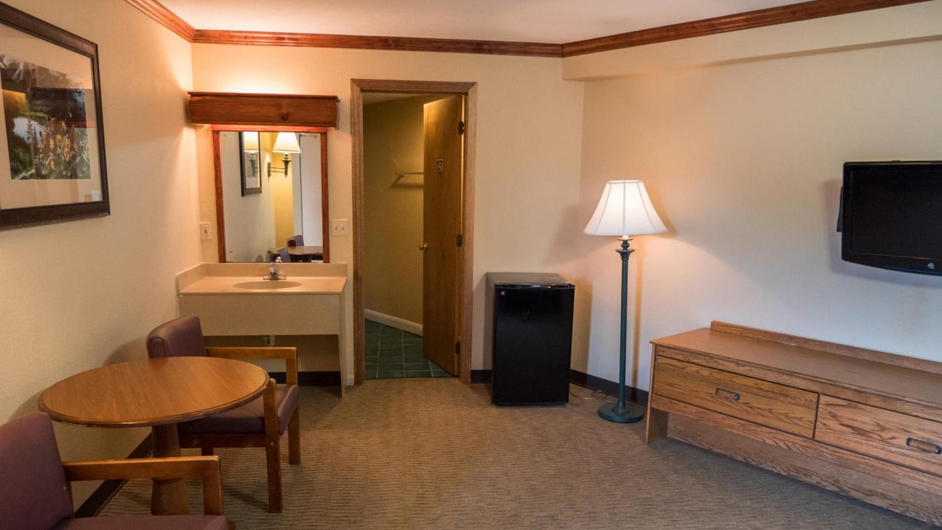 Wild Bear Inn photo 7