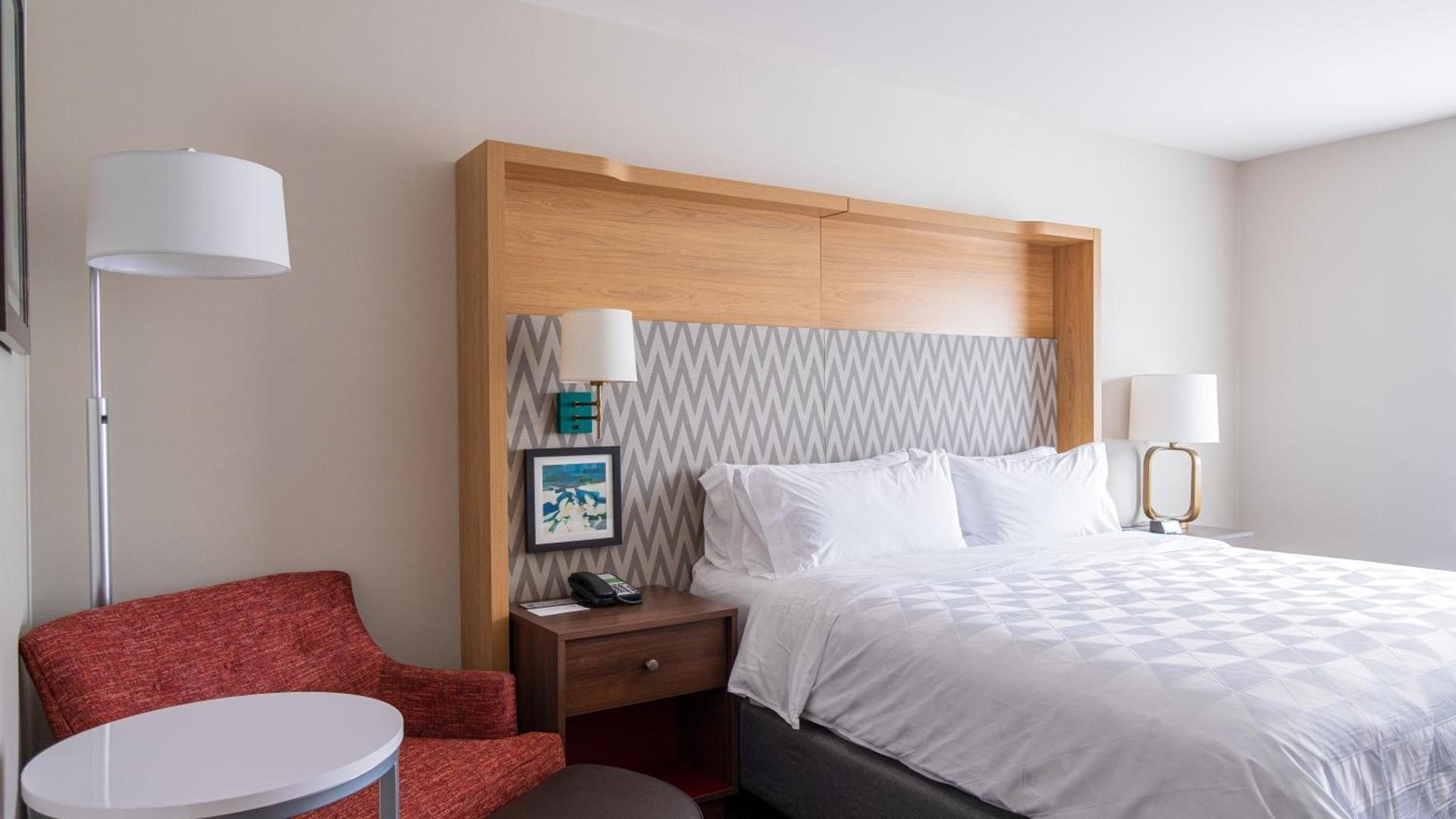 Holiday Inn & Suites Philadelphia W - Drexel Hill by IHG photo 30