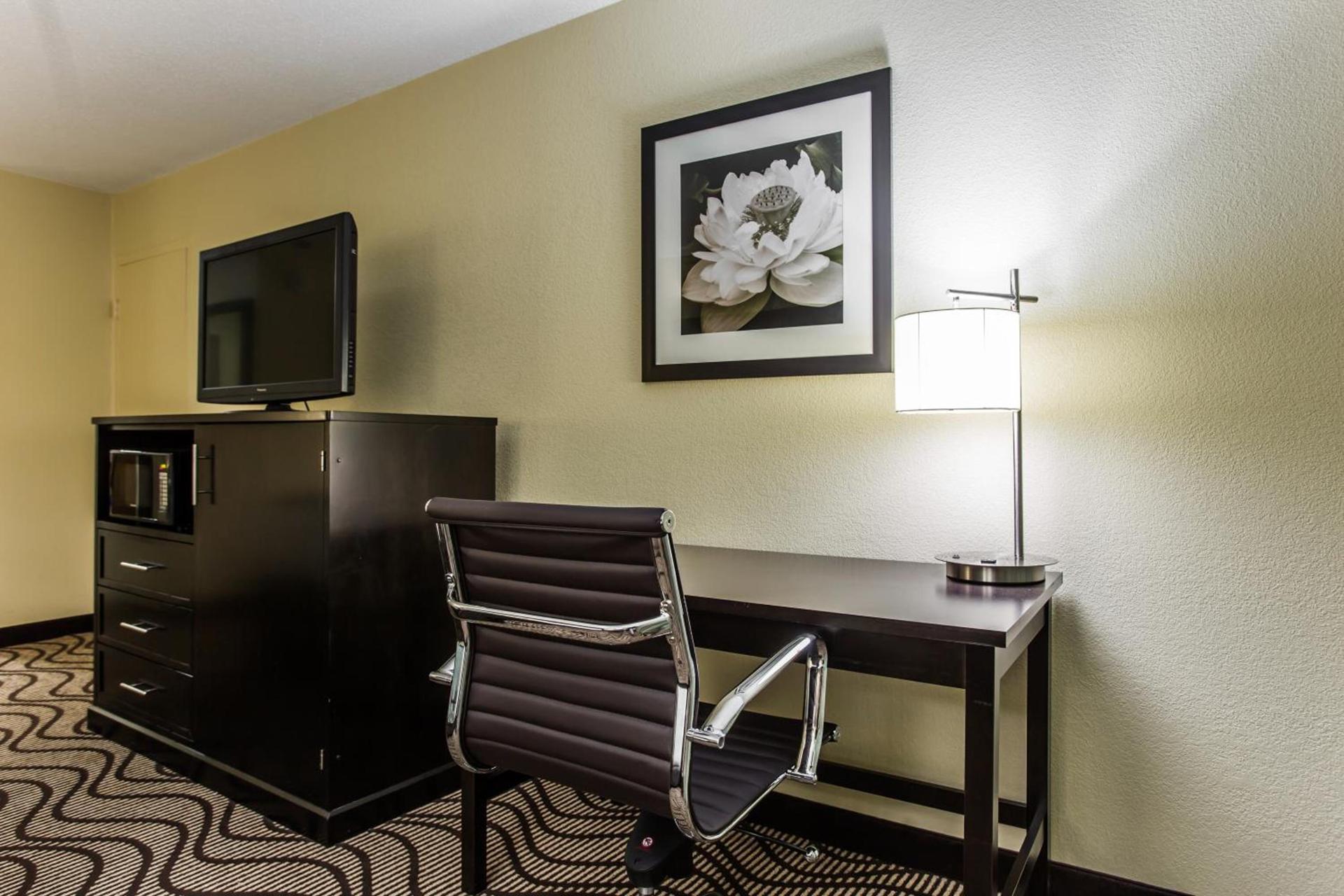 Red Lion Hotel Charlotte photo 17
