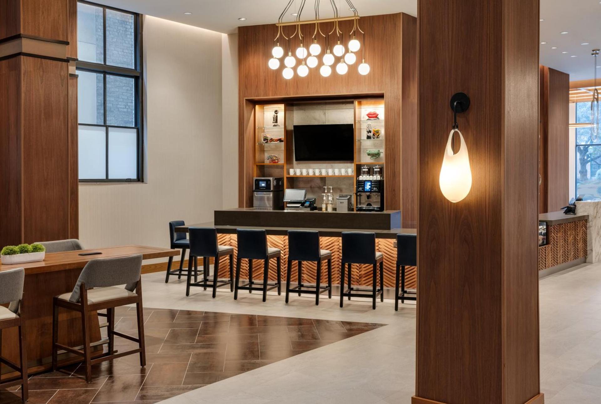 Hyatt Place Houston Downtown photo 5