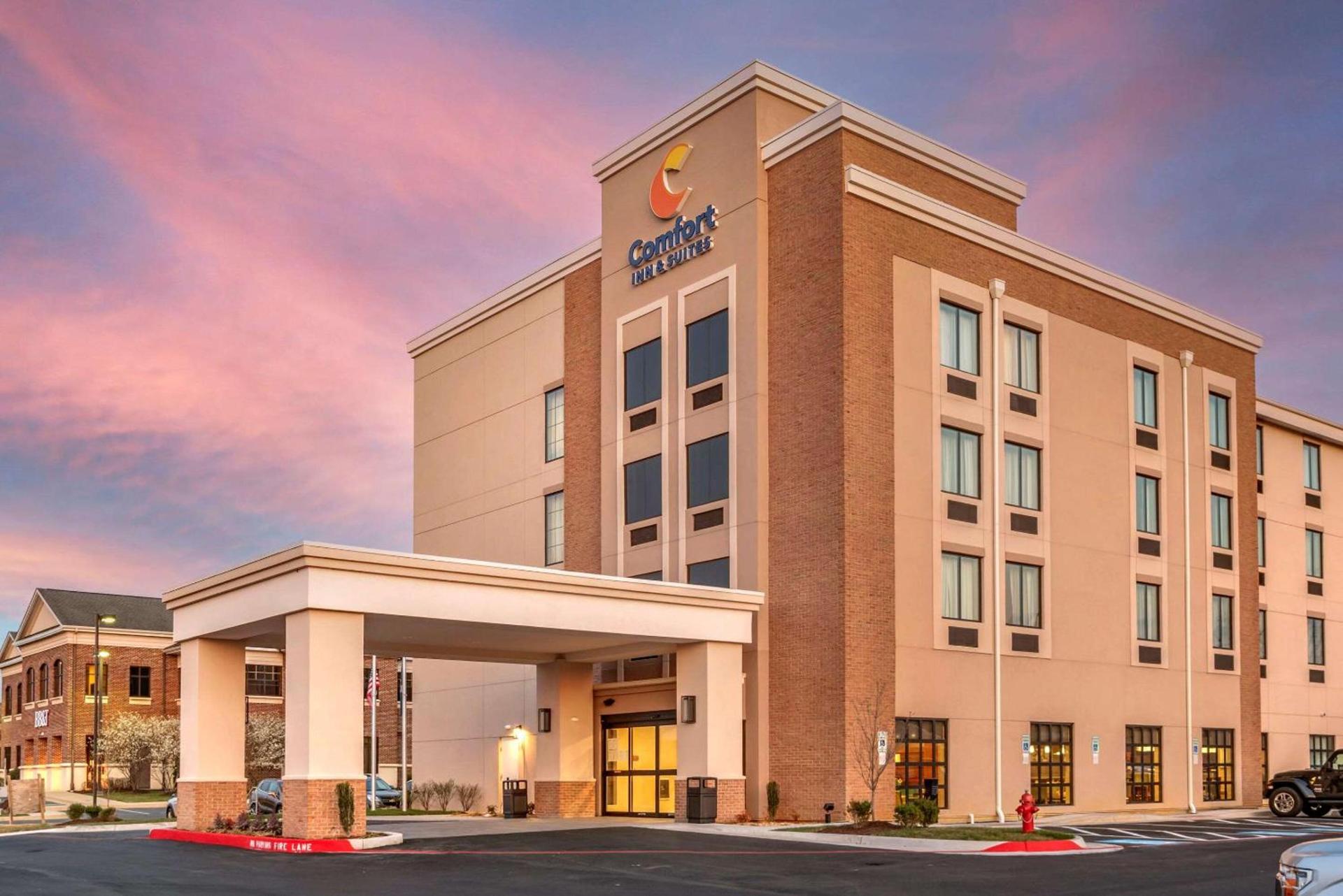 Comfort Inn & Suites Harrisonburg photo 5