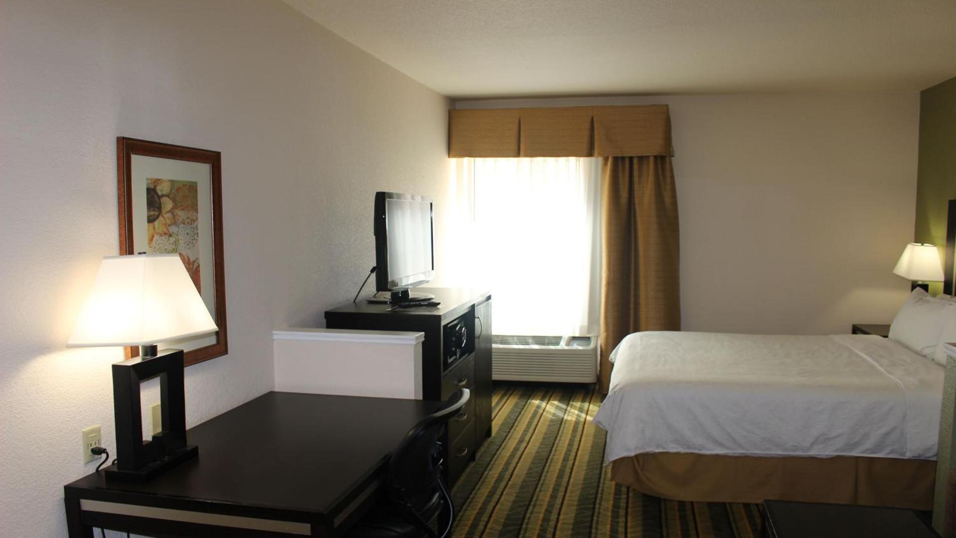 Holiday Inn Express Berkeley by IHG photo 40
