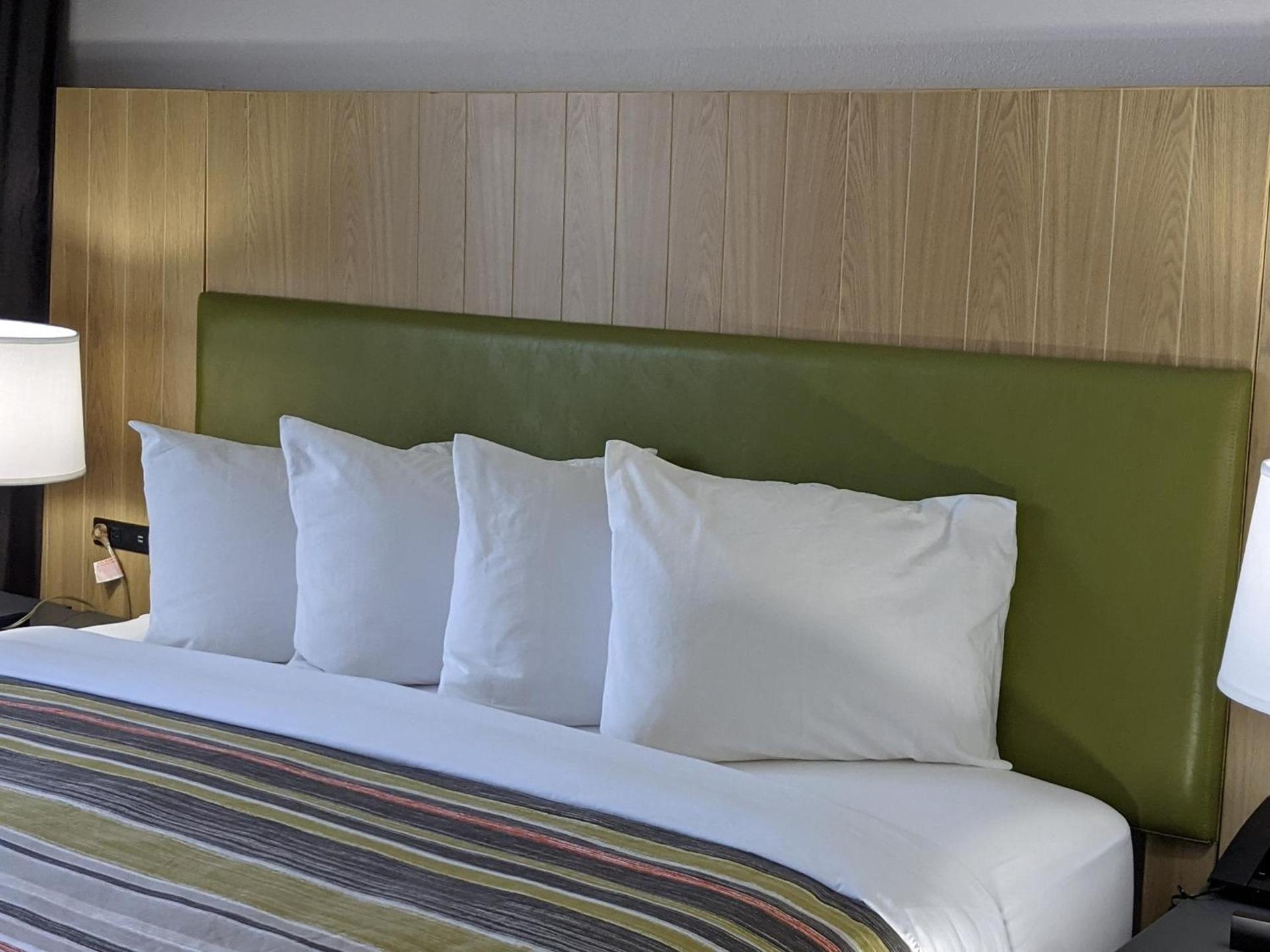 Country Inn & Suites by Radisson, Nashville, TN photo 70