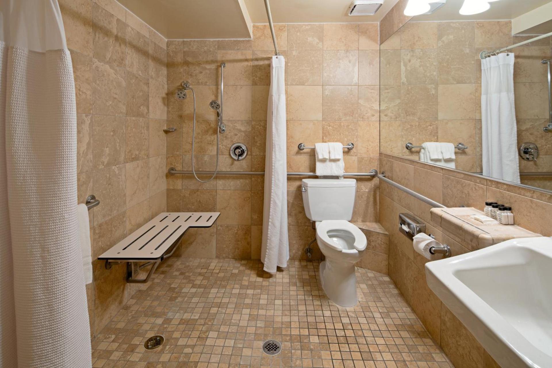 Crowne Plaza San Diego - Mission Valley by IHG photo 31