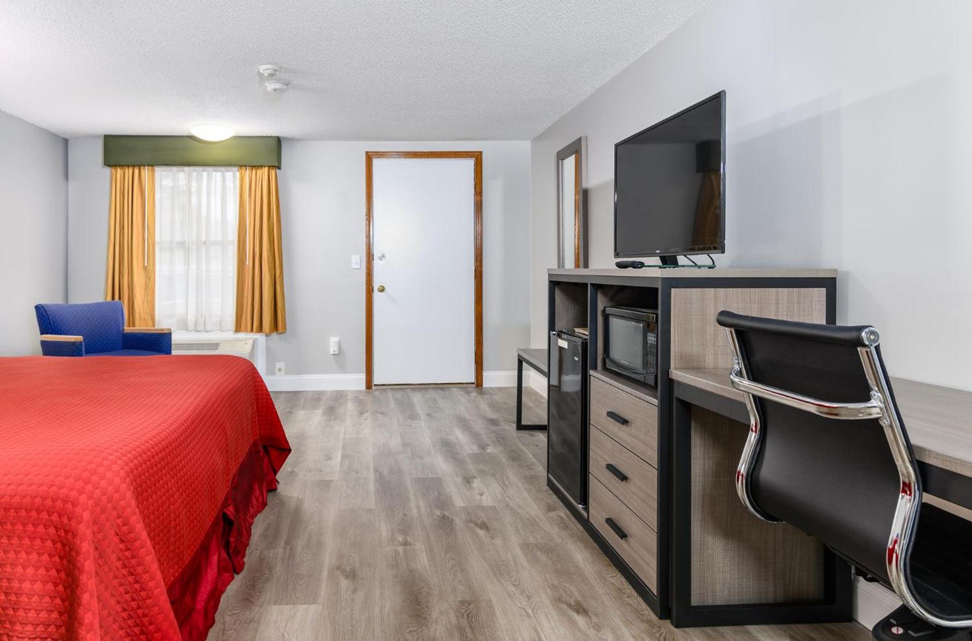 Captains Quarters Motel & Conference Center photo 21