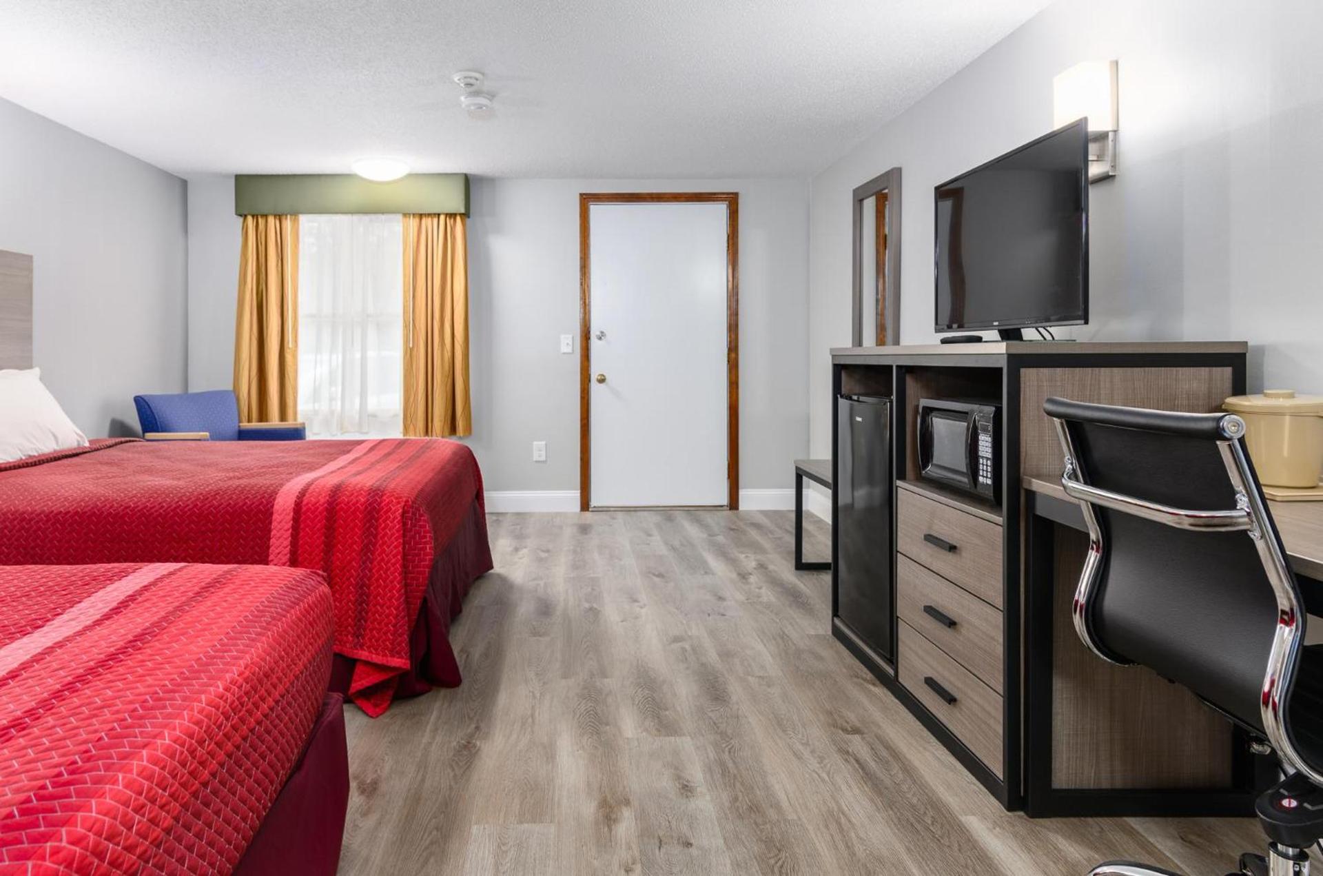 Captains Quarters Motel & Conference Center photo 25