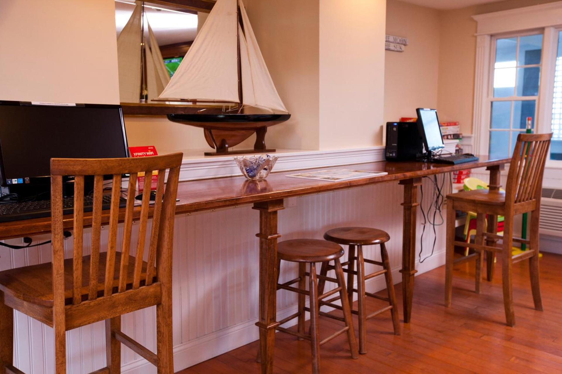 Edgewater Beach Resort photo 14