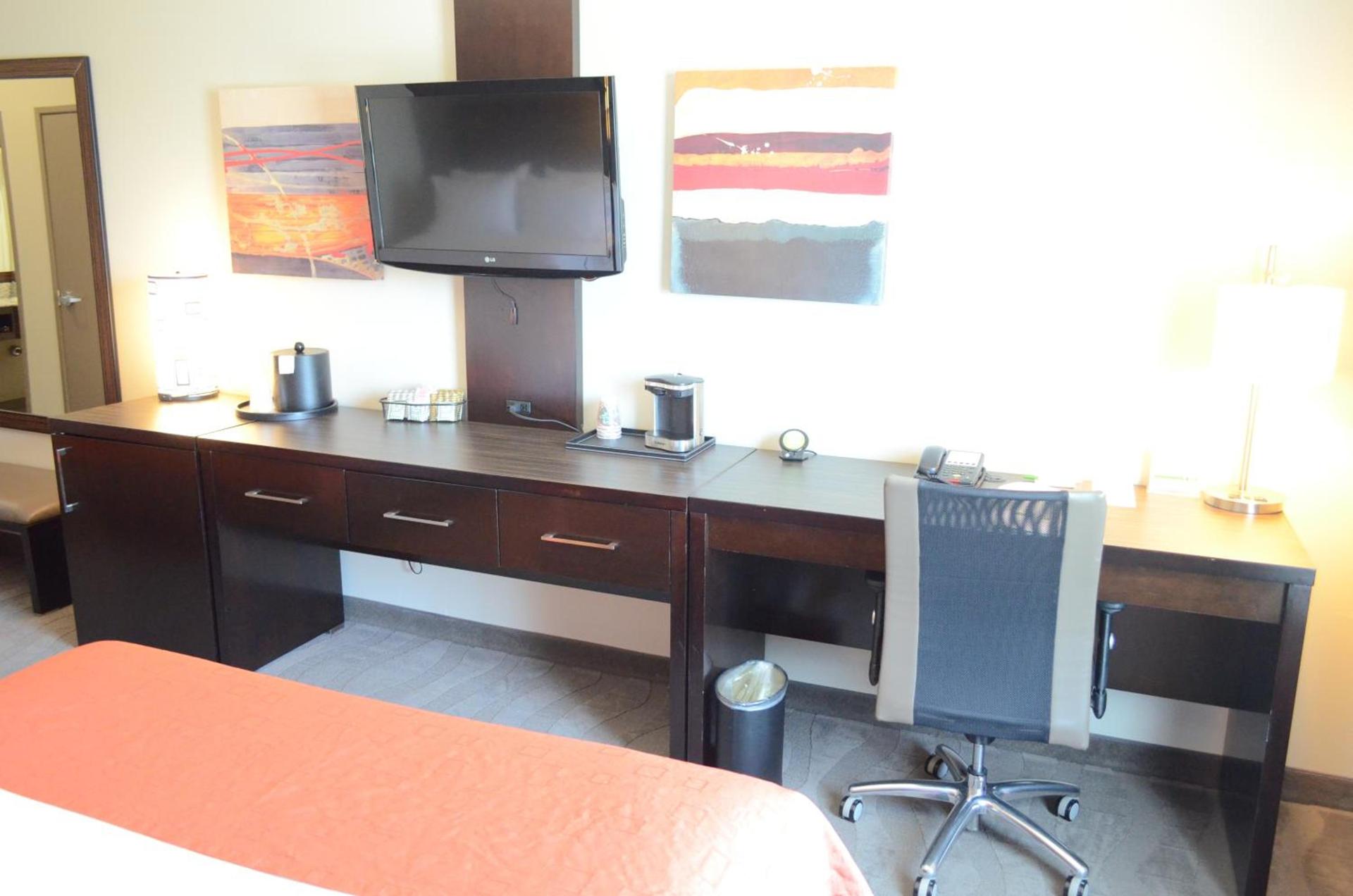 Holiday Inn & Suites Houston West - Westway Park by IHG photo 10