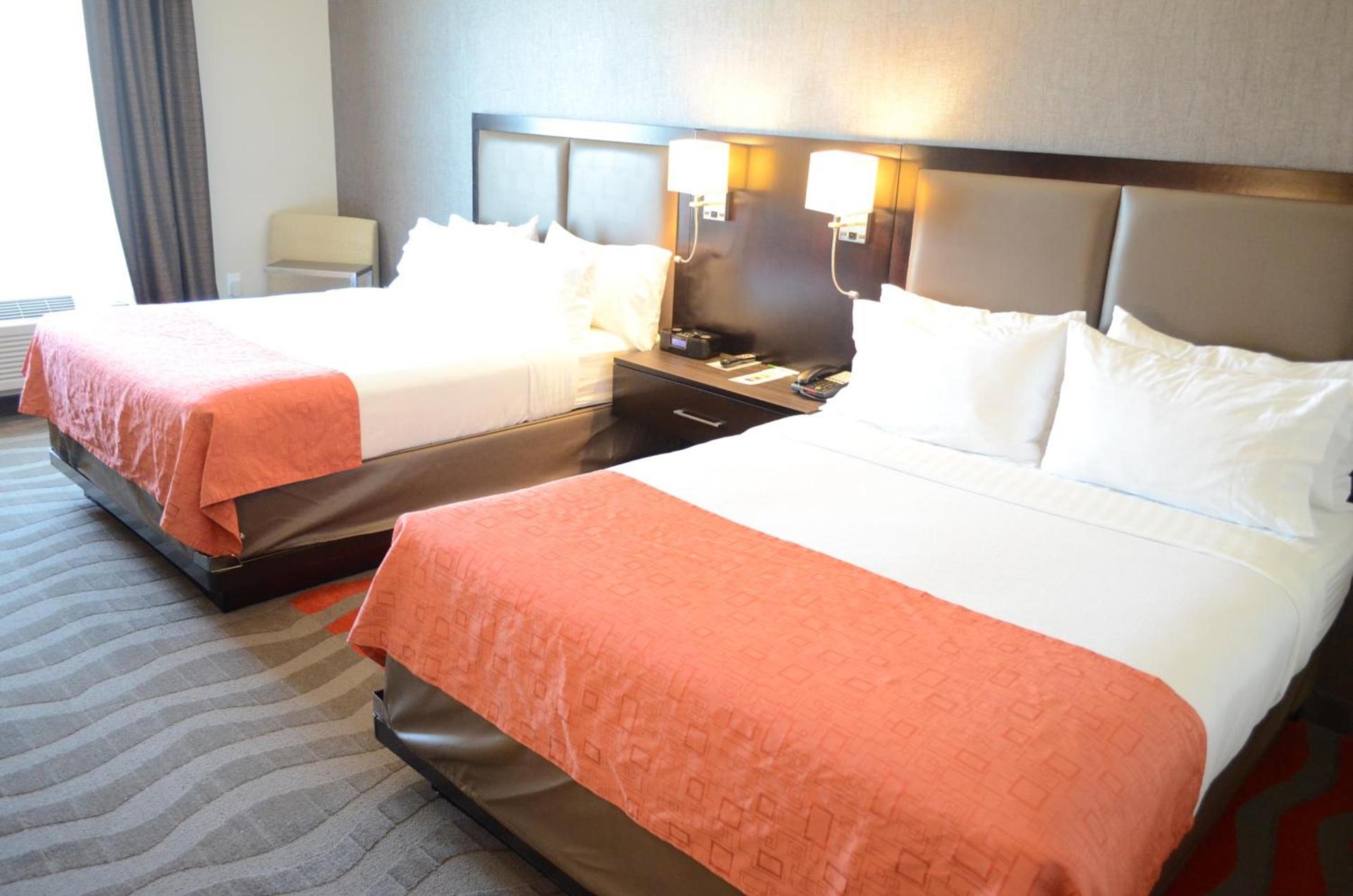 Holiday Inn & Suites Houston West - Westway Park by IHG photo 3