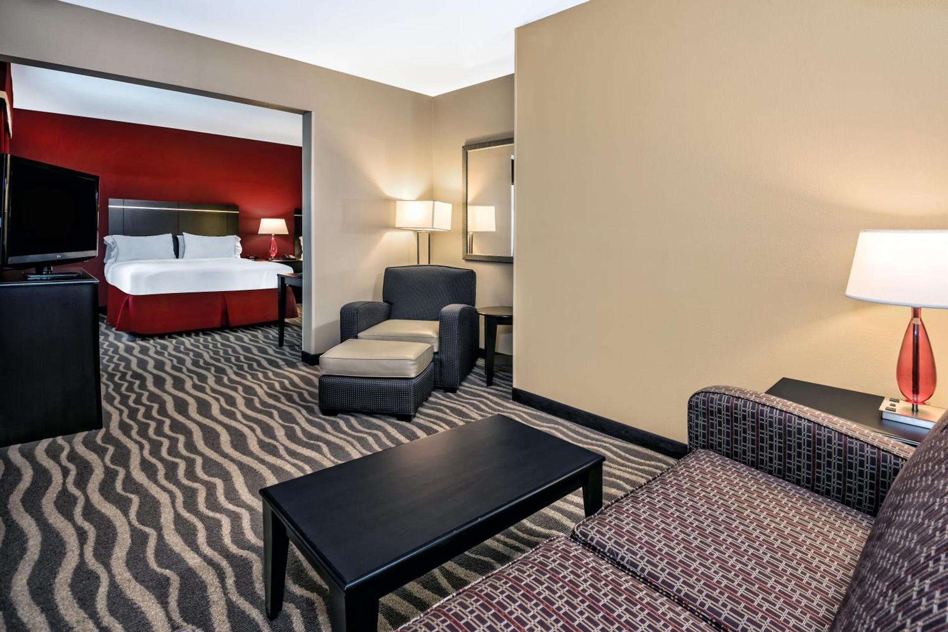Holiday Inn Express & Suites Cotulla by IHG photo 38