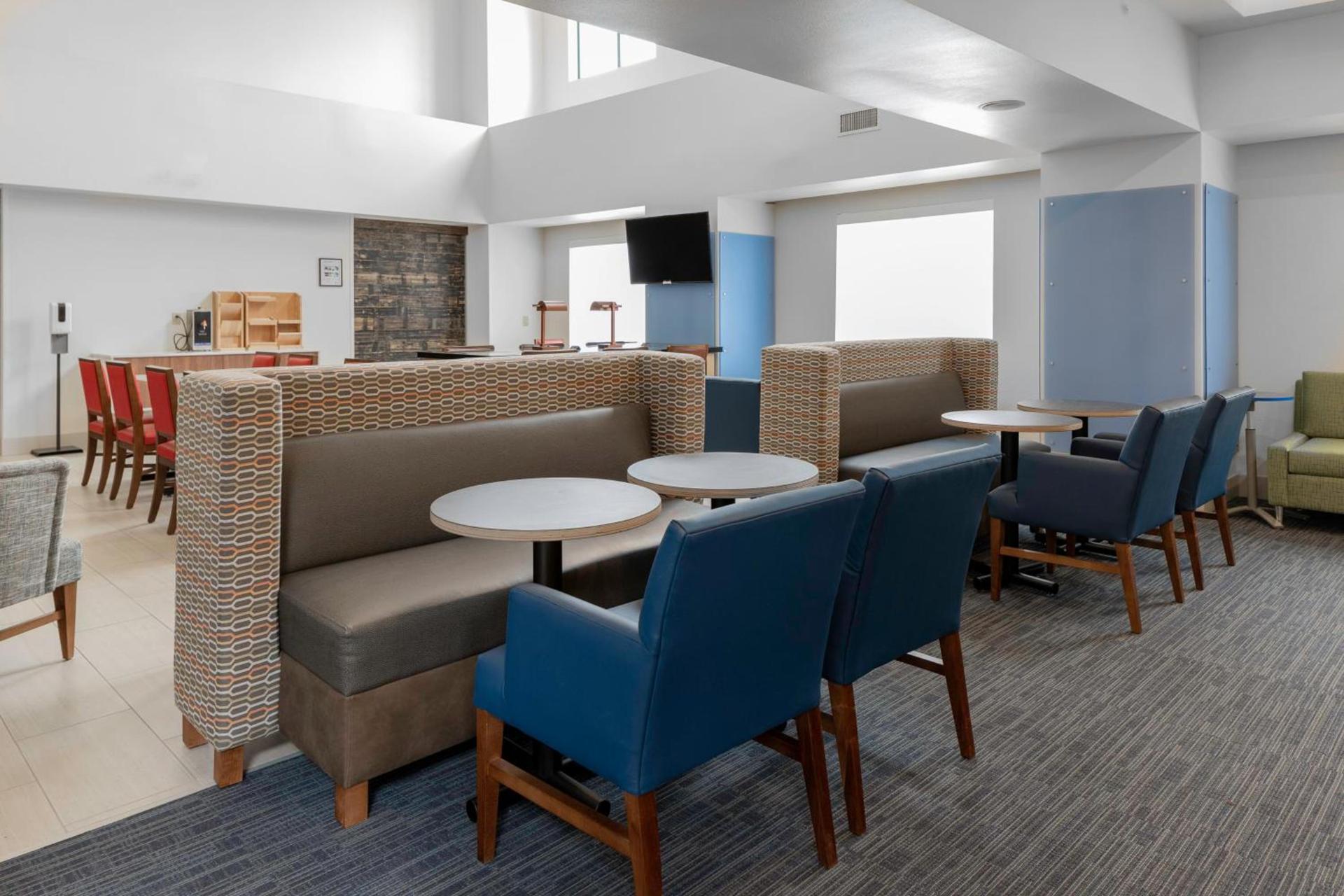 Holiday Inn Express Hotel & Suites Cordele North by IHG photo 24