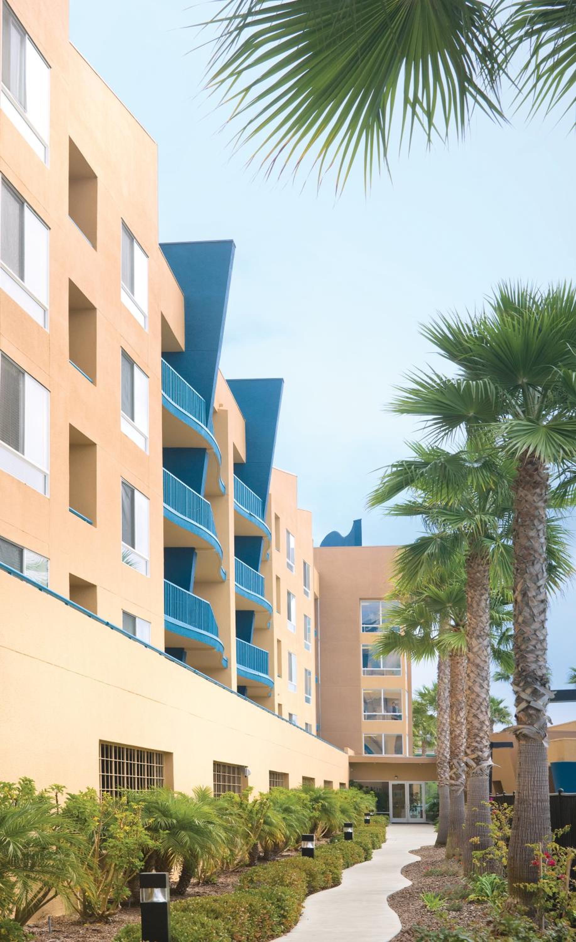 Worldmark Oceanside Harbor photo 1