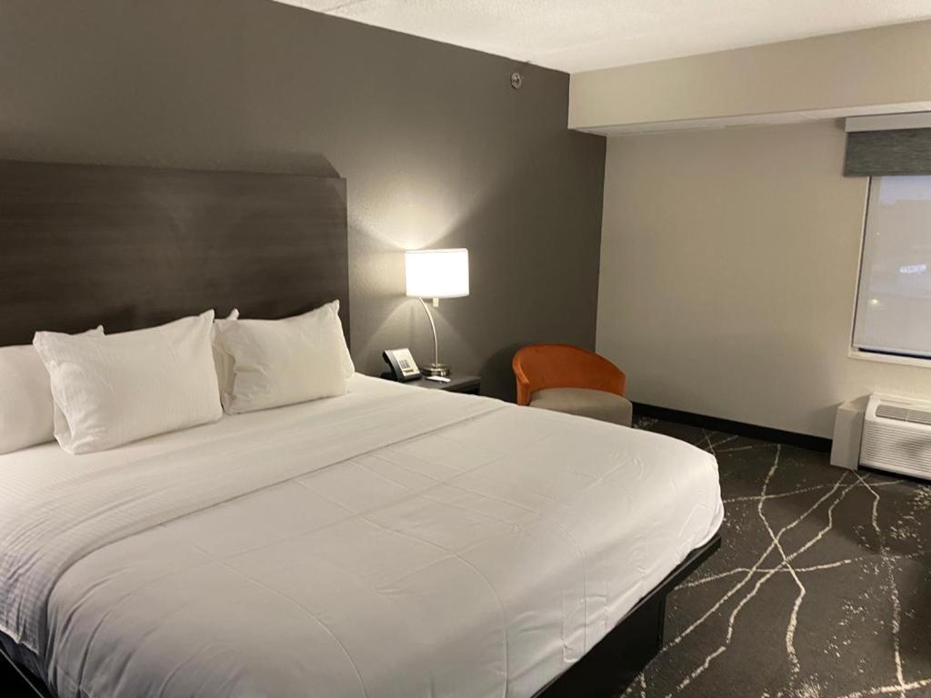 Comfort Inn Boston Milford photo 5