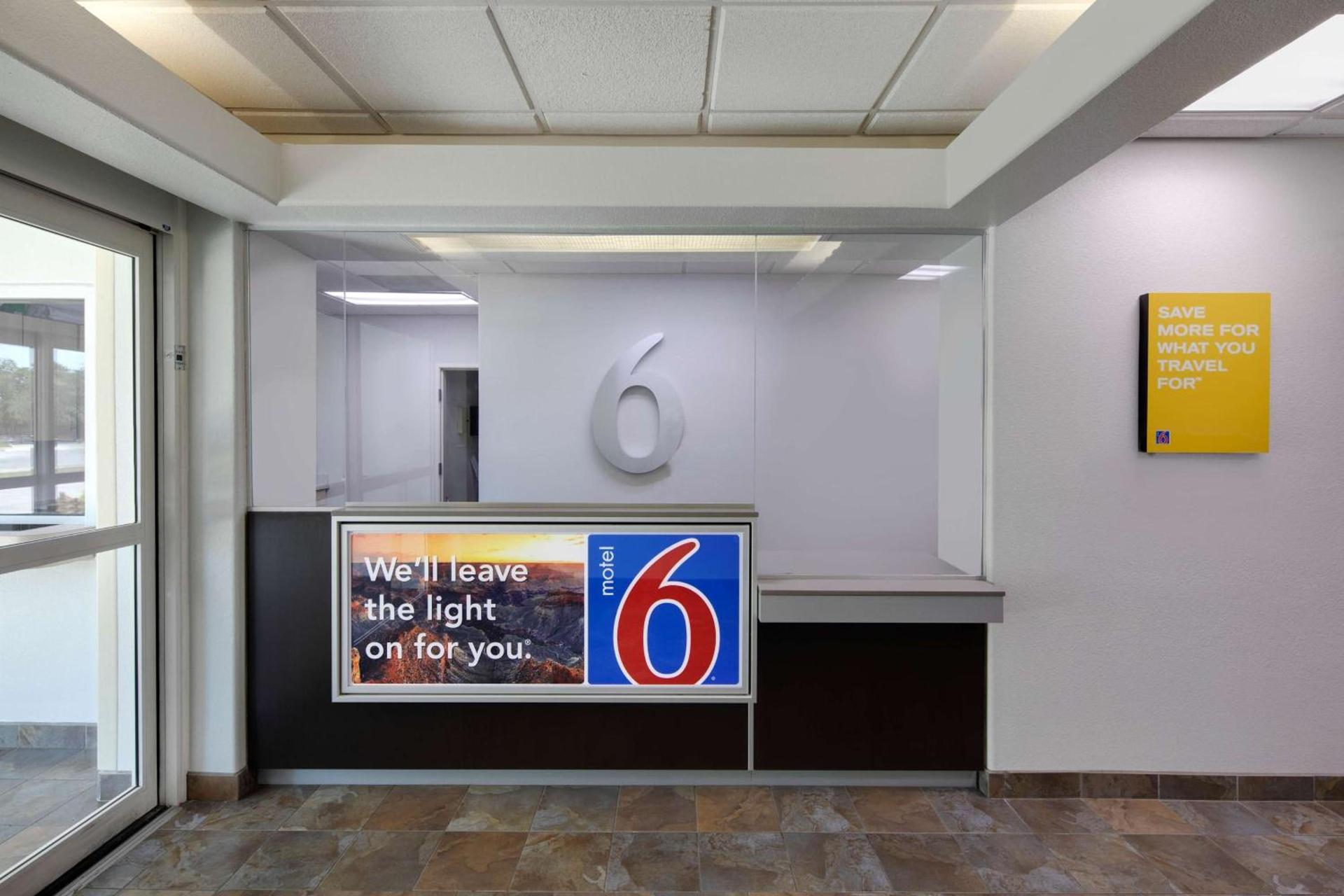 Baymont by Wyndham San Antonio Airport photo 22