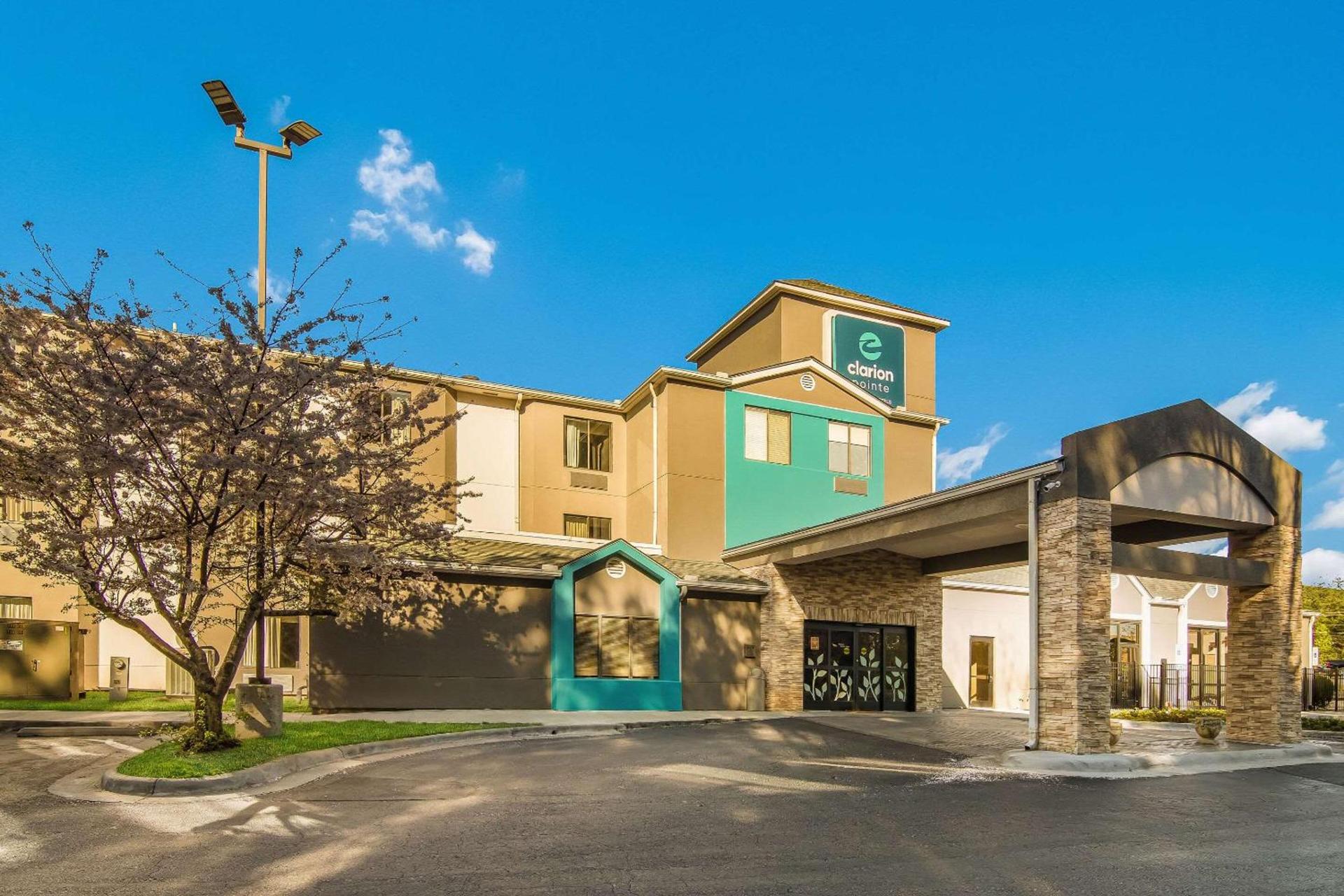 Clarion Pointe Wake Forest - Raleigh North photo 1