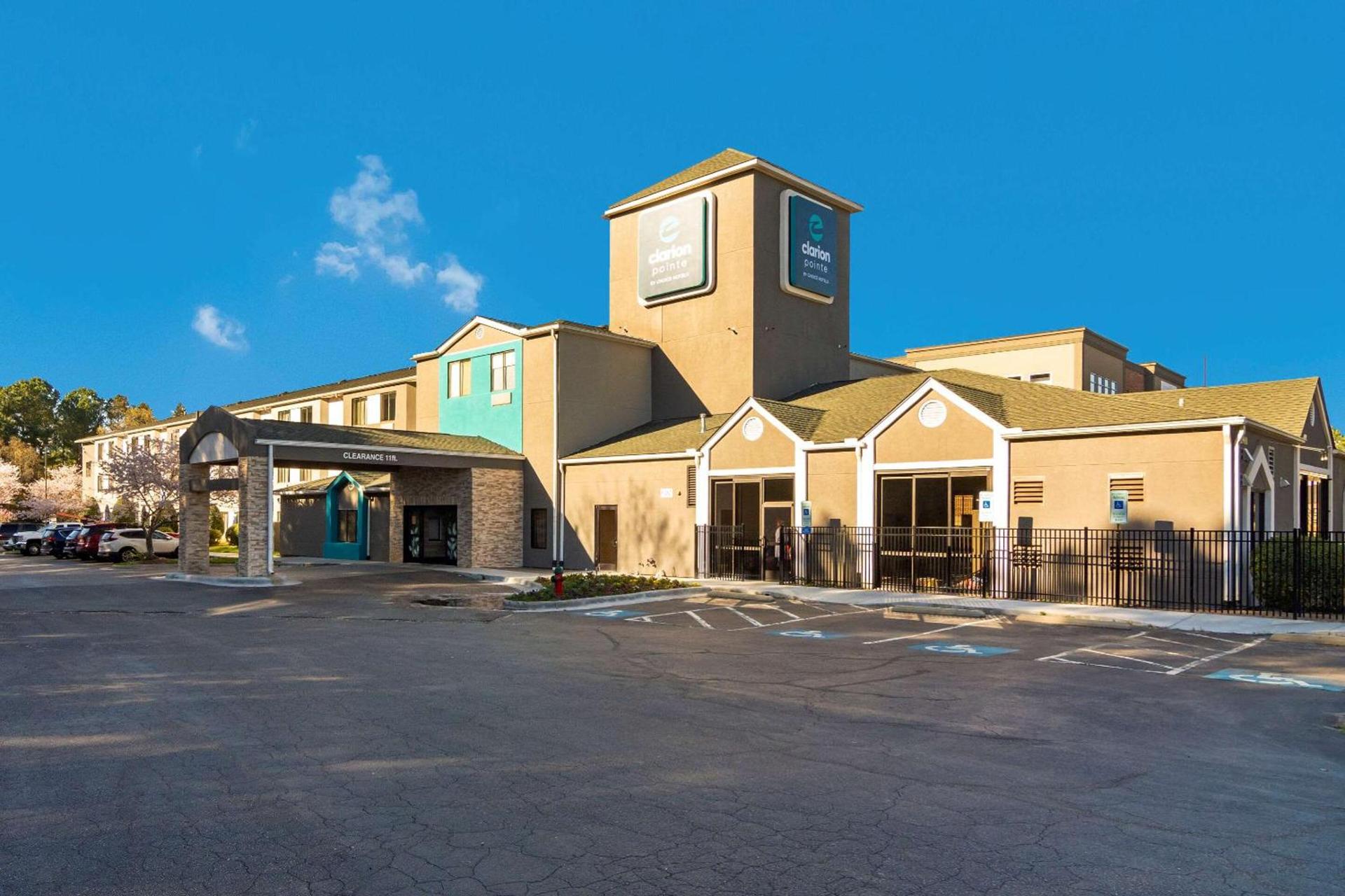Clarion Pointe Wake Forest - Raleigh North photo 3