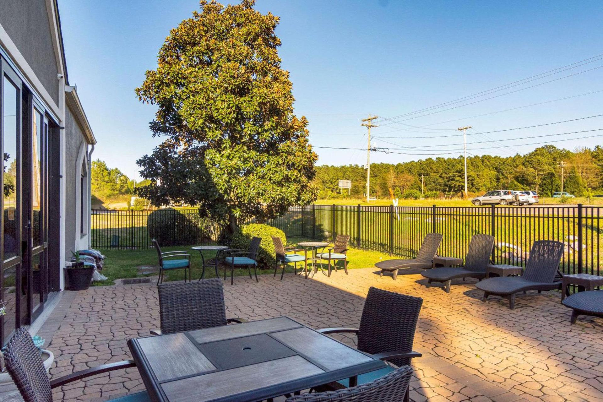 Clarion Pointe Wake Forest - Raleigh North photo 24