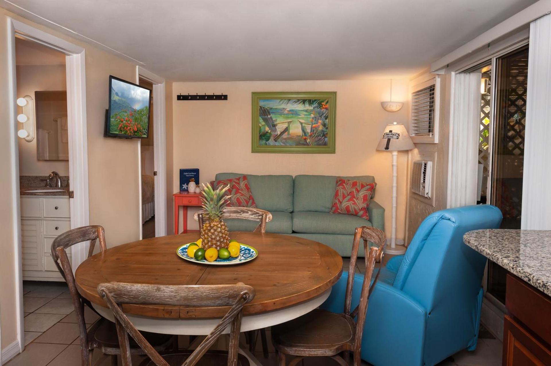 Cedar Cove Resort & Cottages photo 85